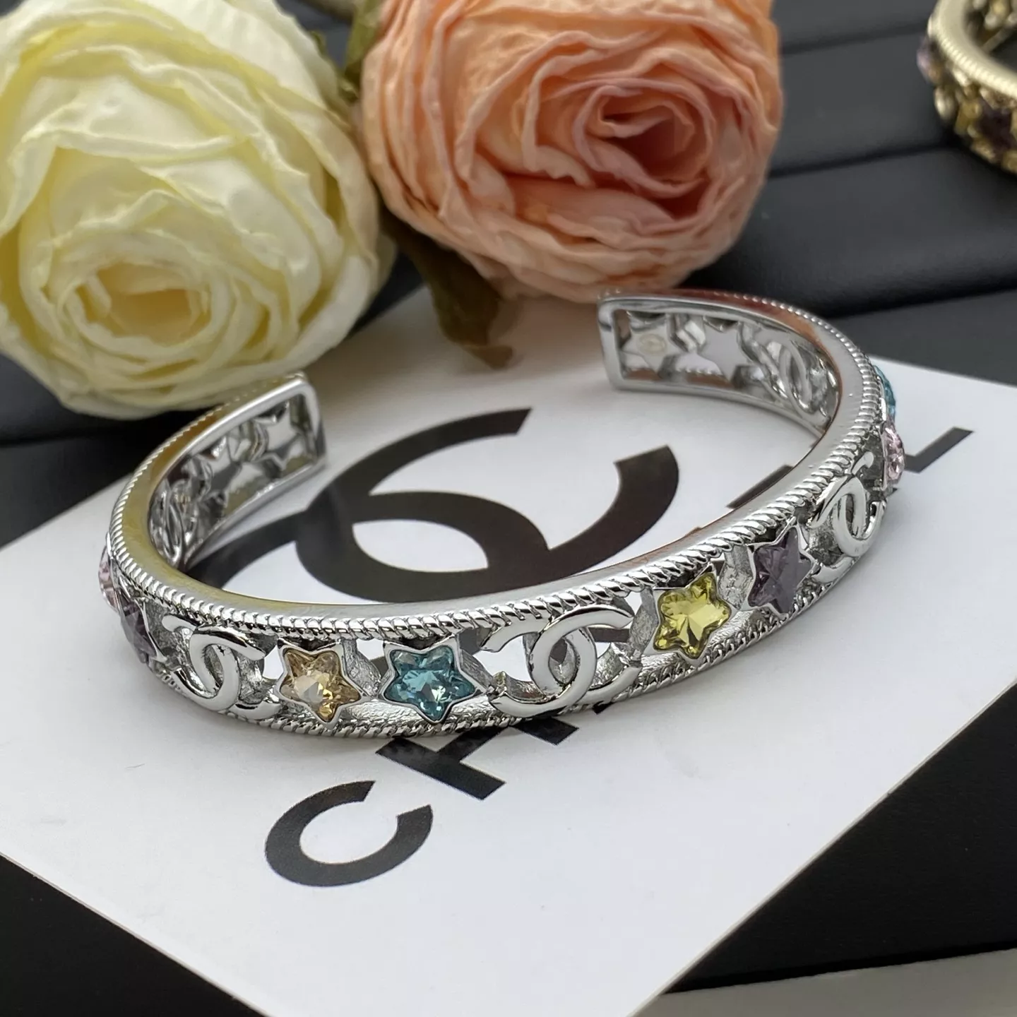Unique 9584 Chanel Bracelets