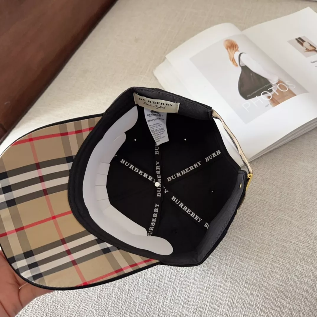 Unique 9588 Burberry Caps
