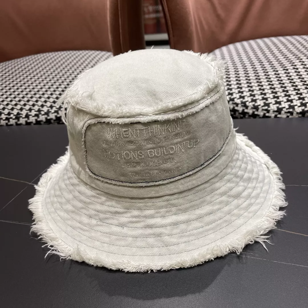 Unique 9698 Prada Caps