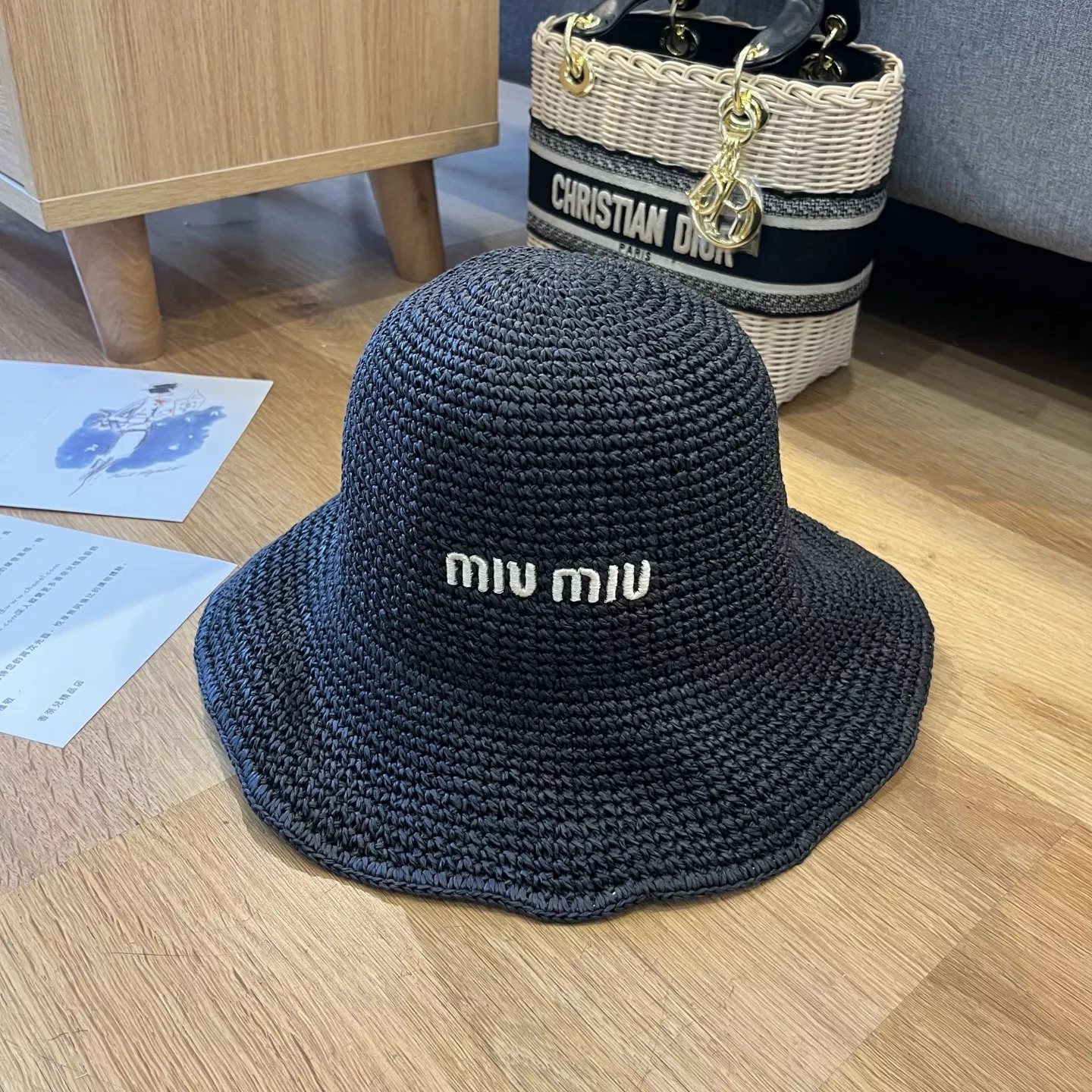 Unique 976 MIU MIU Caps