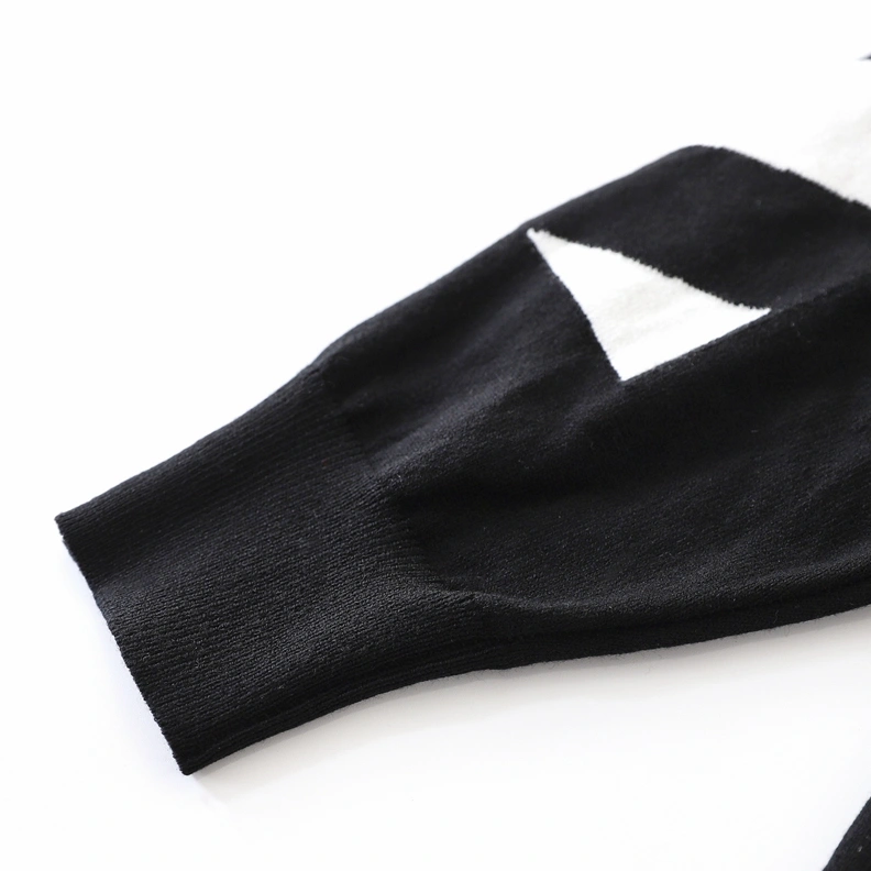 UrbanStyle 1089 Off-White Sweaters Long Sleeved For Unisex