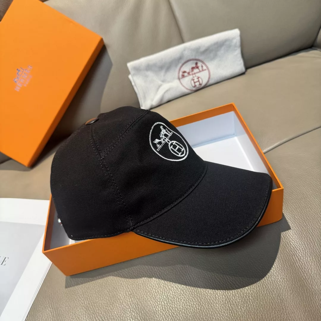 UrbanStyle 1096 Hermes Caps
