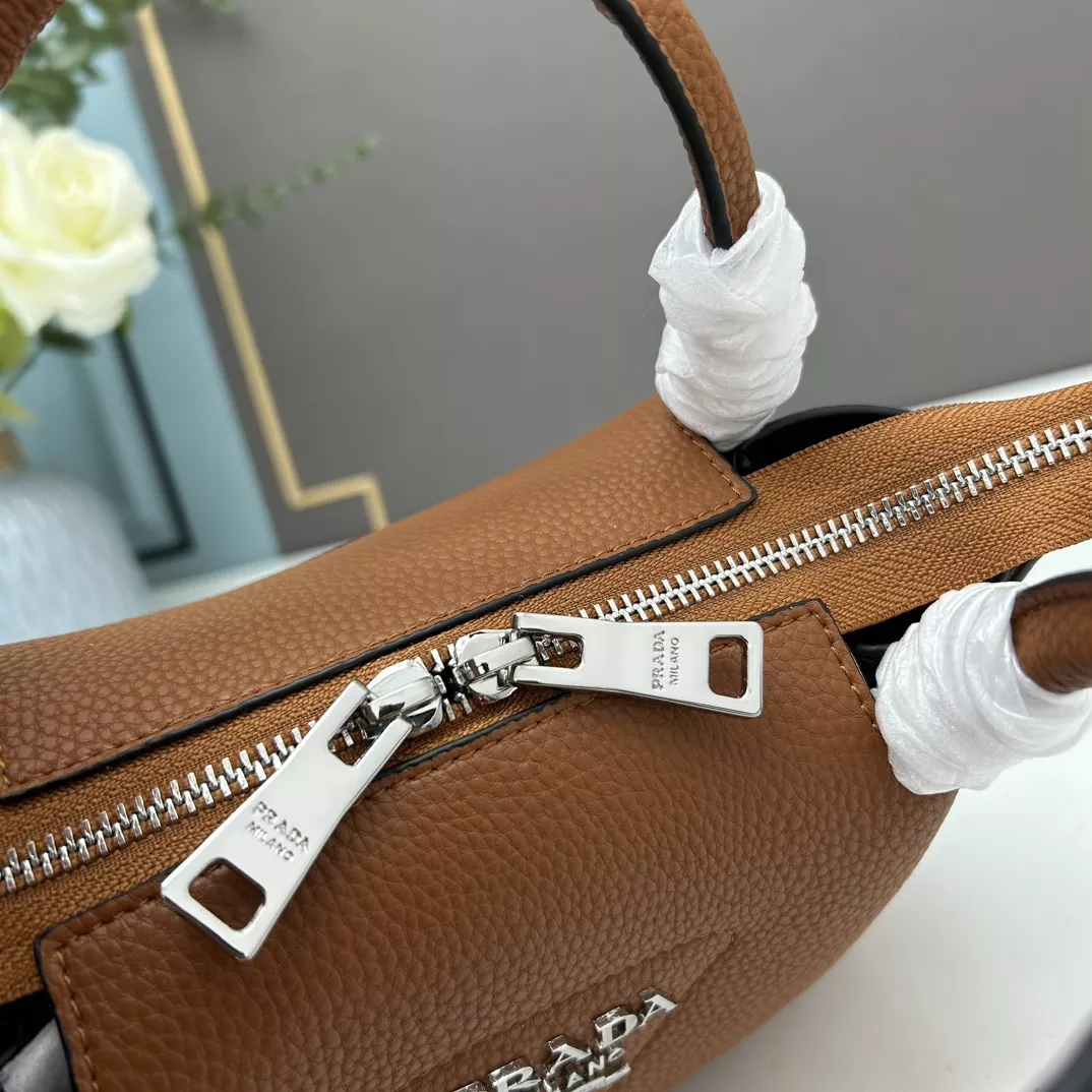 UrbanStyle 1125 Prada AAA Quality Handbags For Women