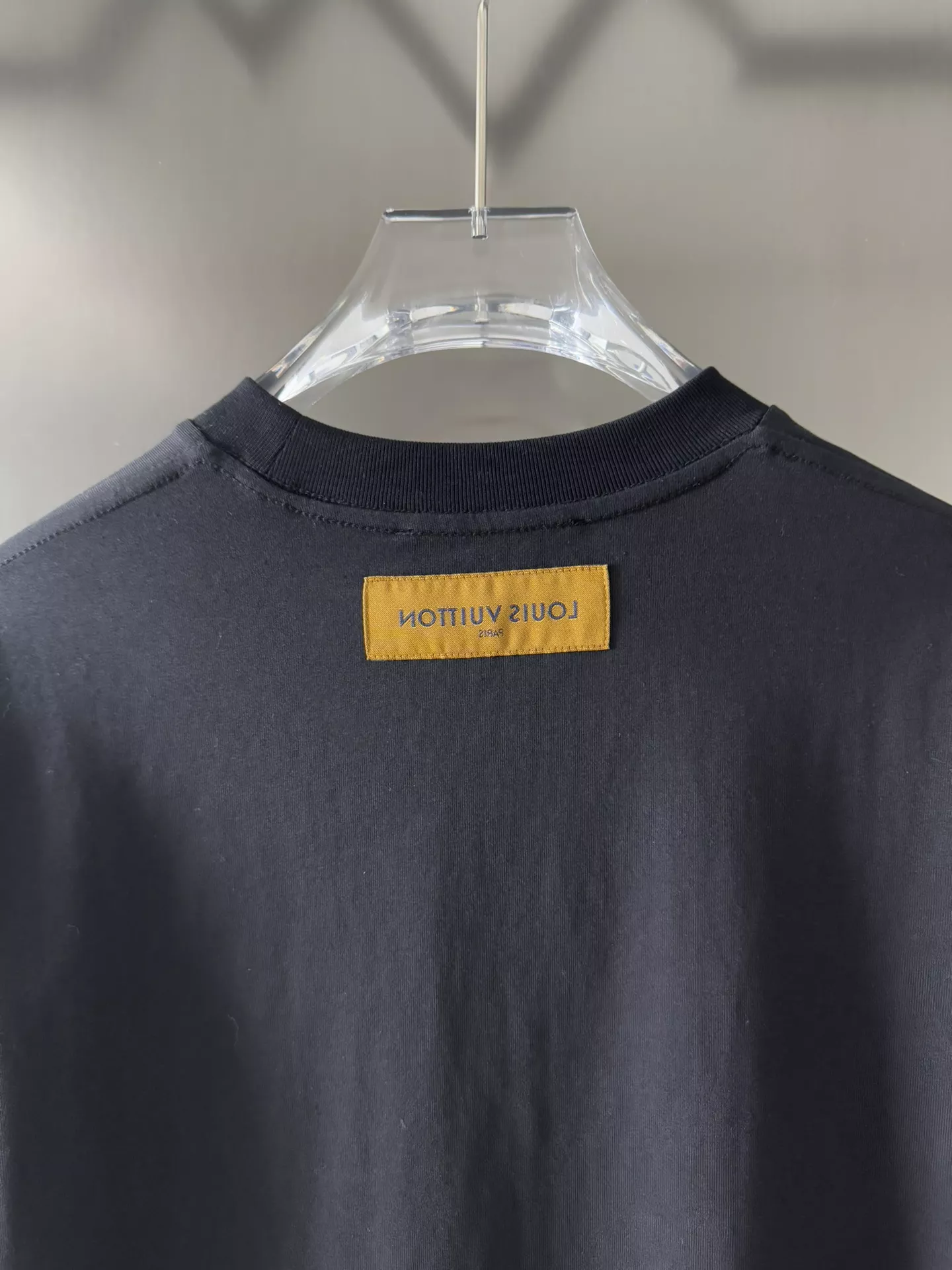 UrbanStyle 1127 Louis Vuitton LV T-Shirts Short Sleeved For Unisex