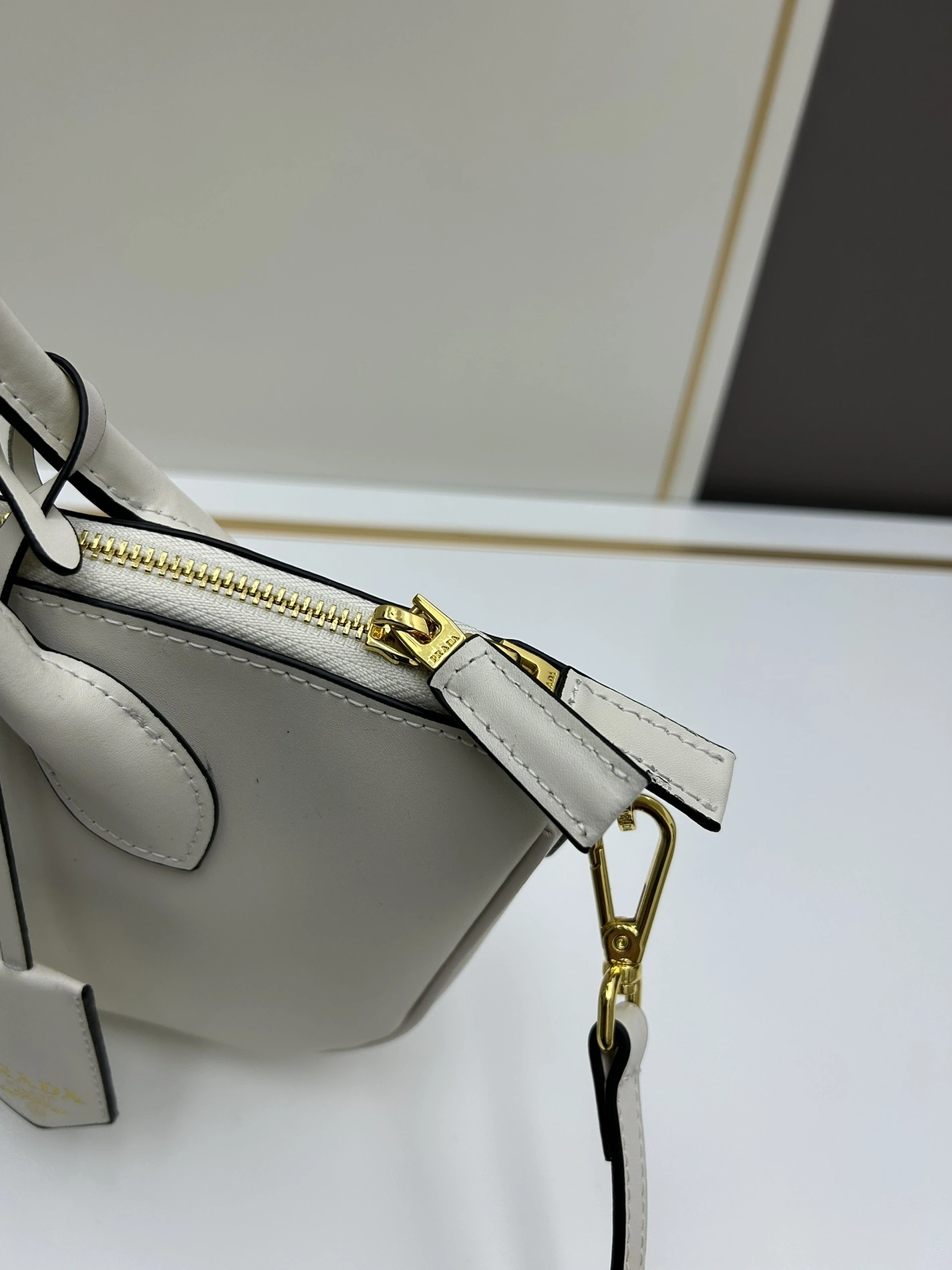 UrbanStyle 1292 Prada AAA Quality Shoulder Bags For Women