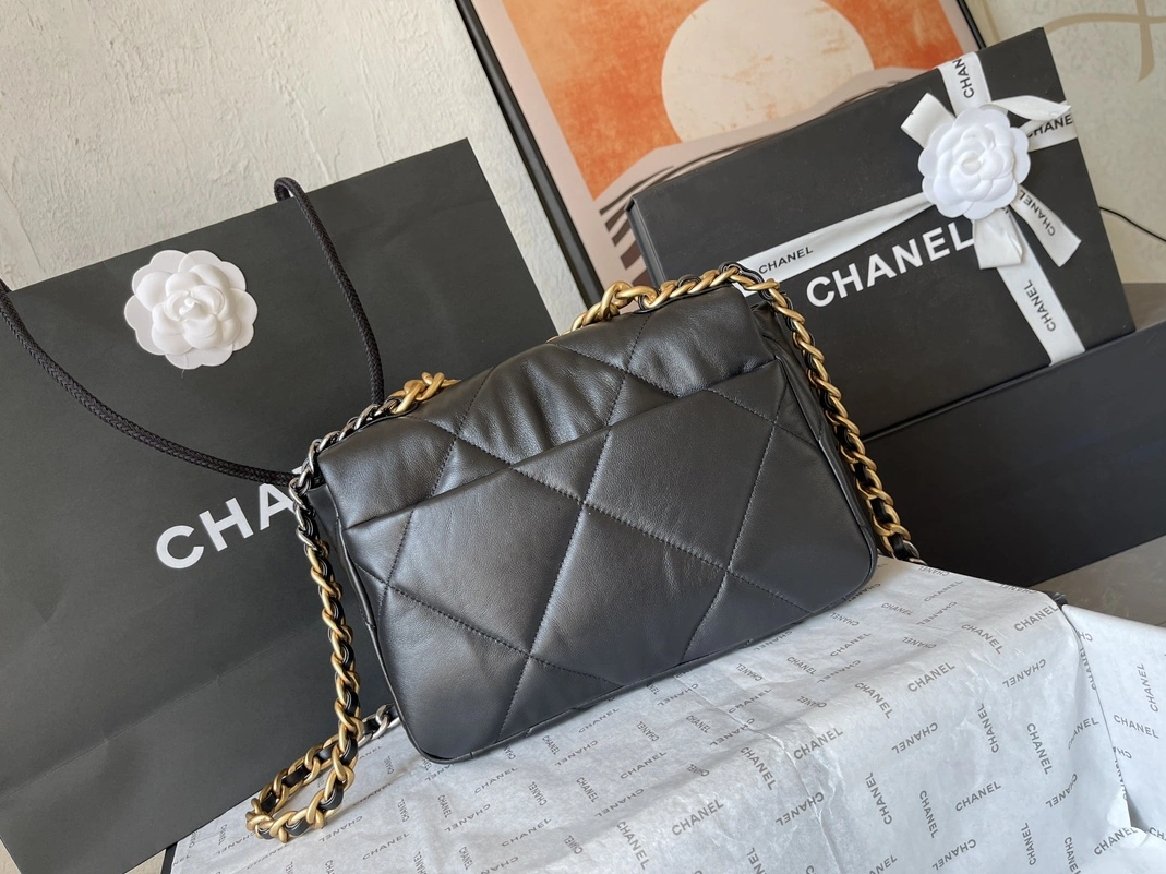 UrbanStyle 1316 Chanel AAA Quality Messenger Bags For Women