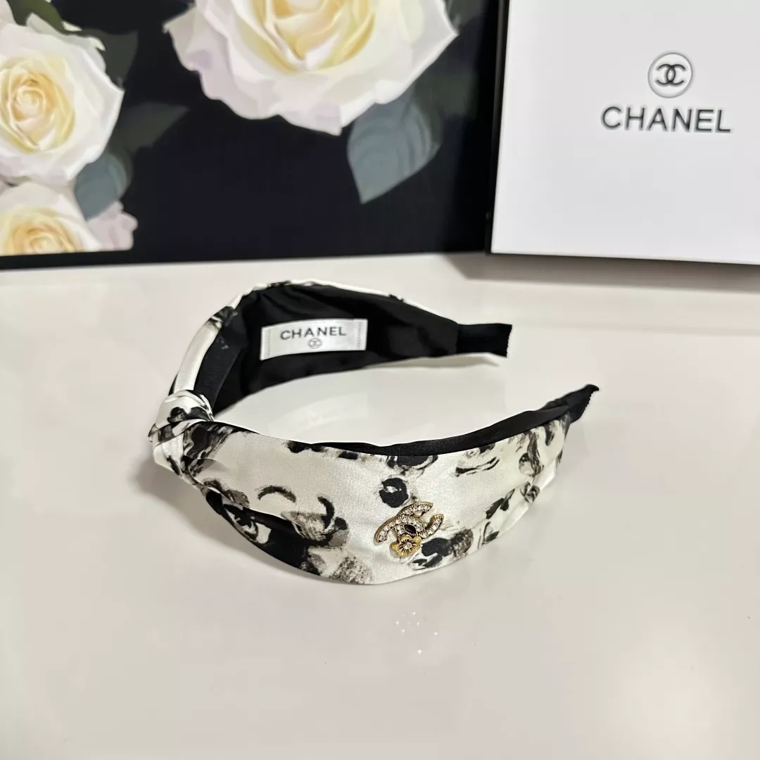 UrbanStyle 1467 Chanel Headband