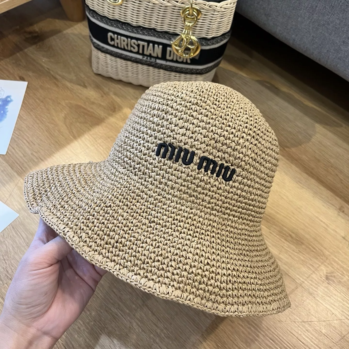 UrbanStyle 1553 MIU MIU Caps