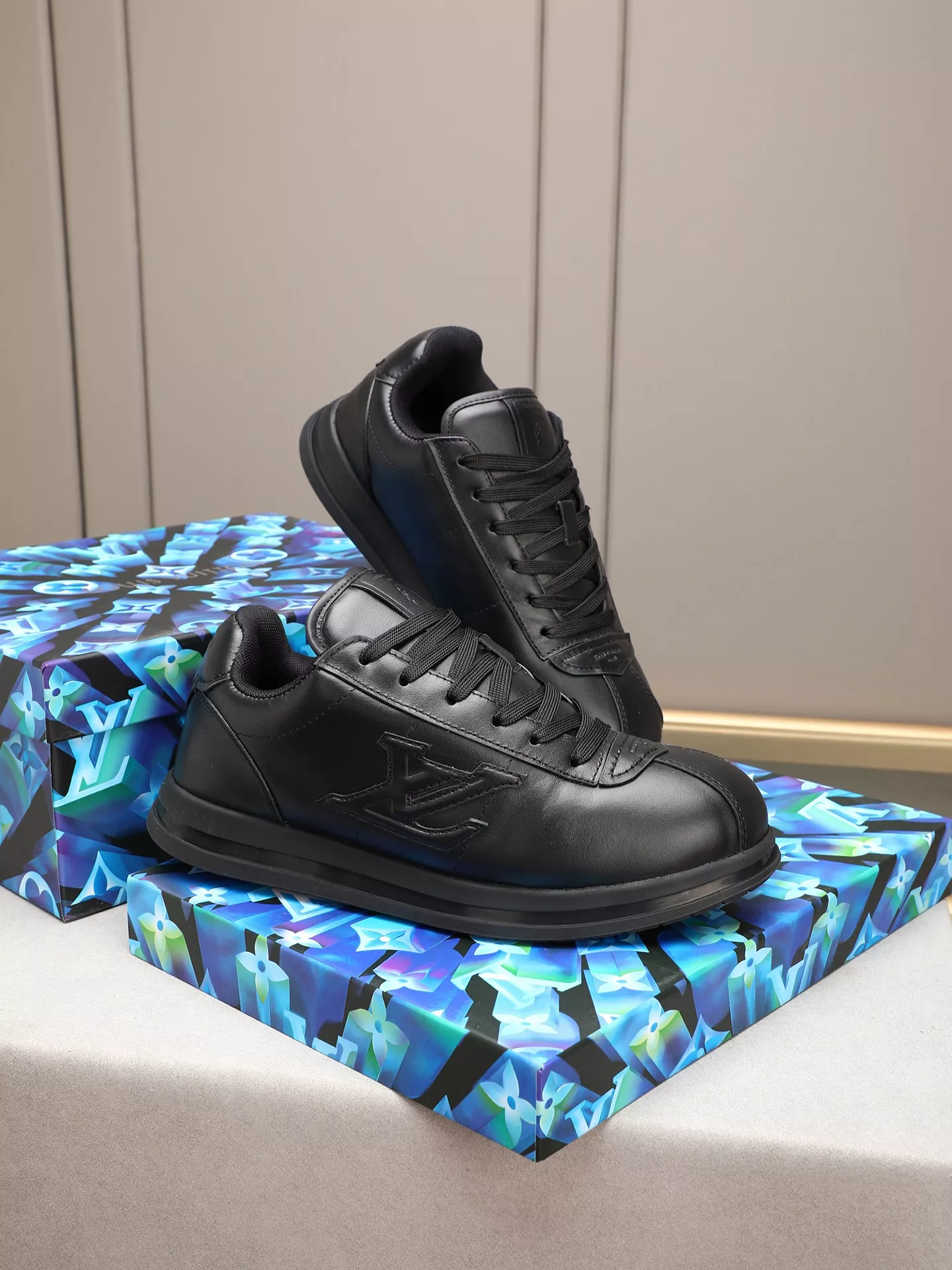 UrbanStyle 1643 Louis Vuitton Casual Shoes For Men