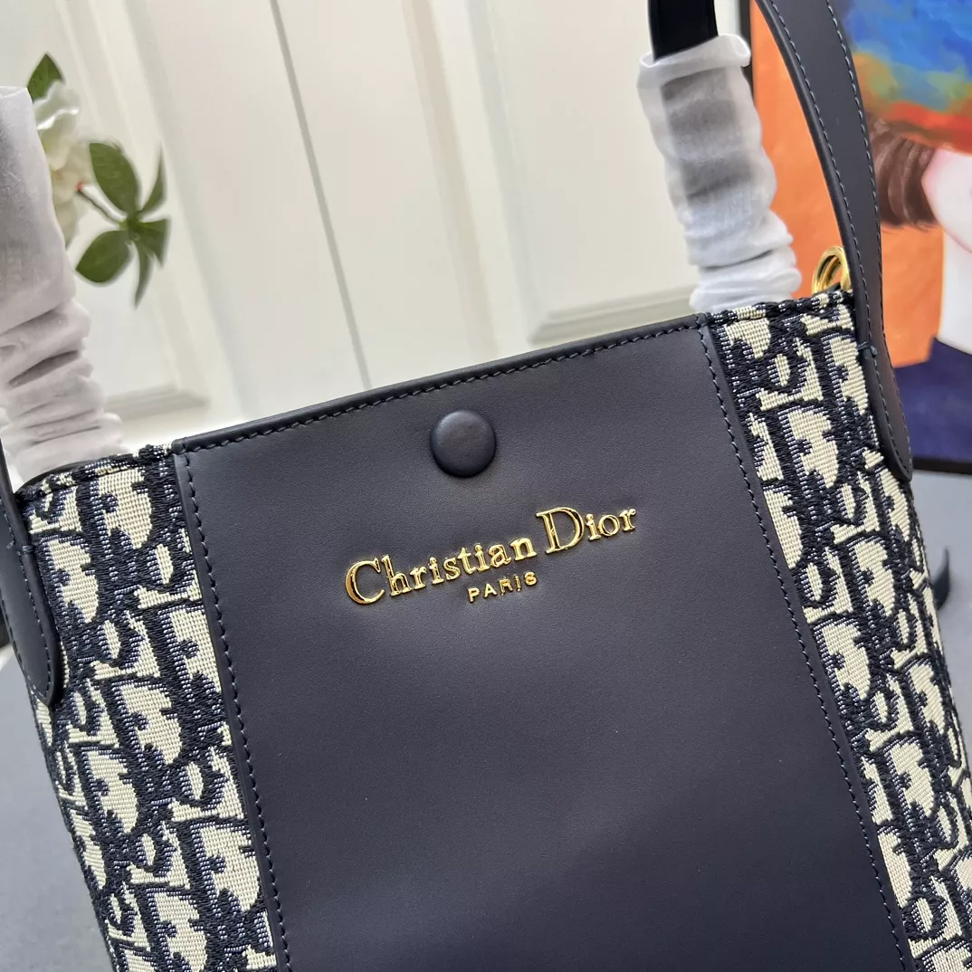 UrbanStyle 1721 Christian Dior AAA Quality Handbags For Women