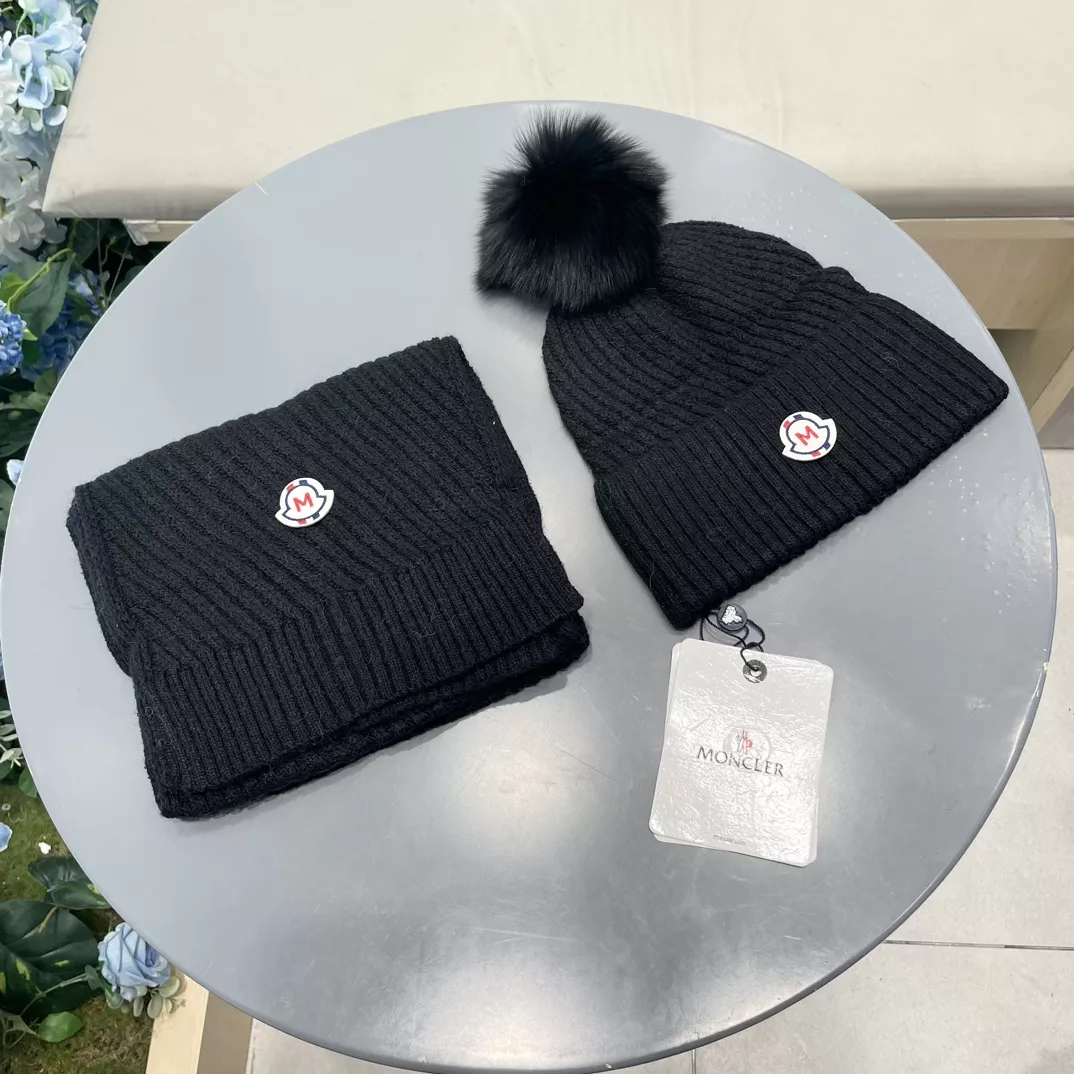 UrbanStyle 1745 Moncler Hat and Scarf and Glove Set