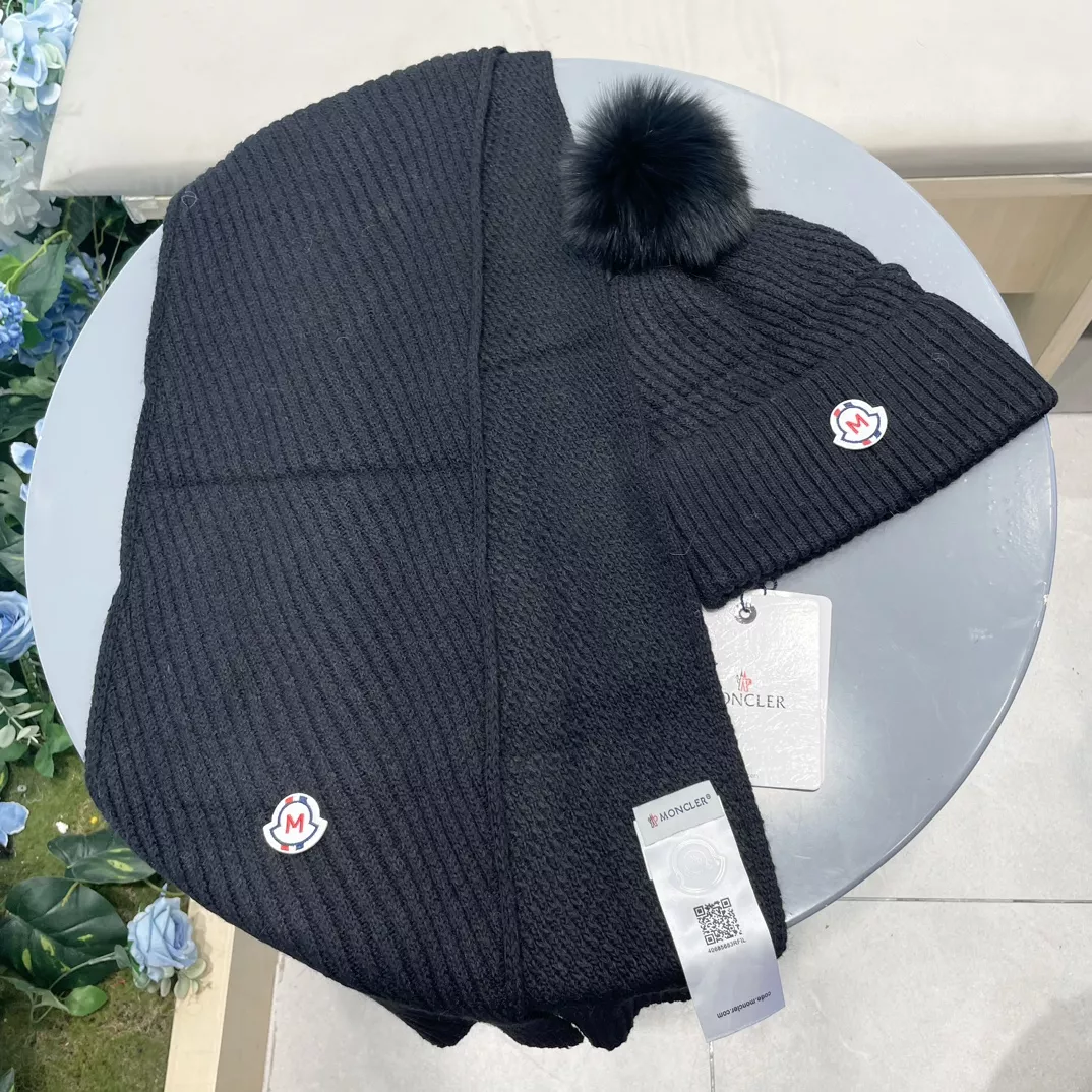 UrbanStyle 1745 Moncler Hat and Scarf and Glove Set