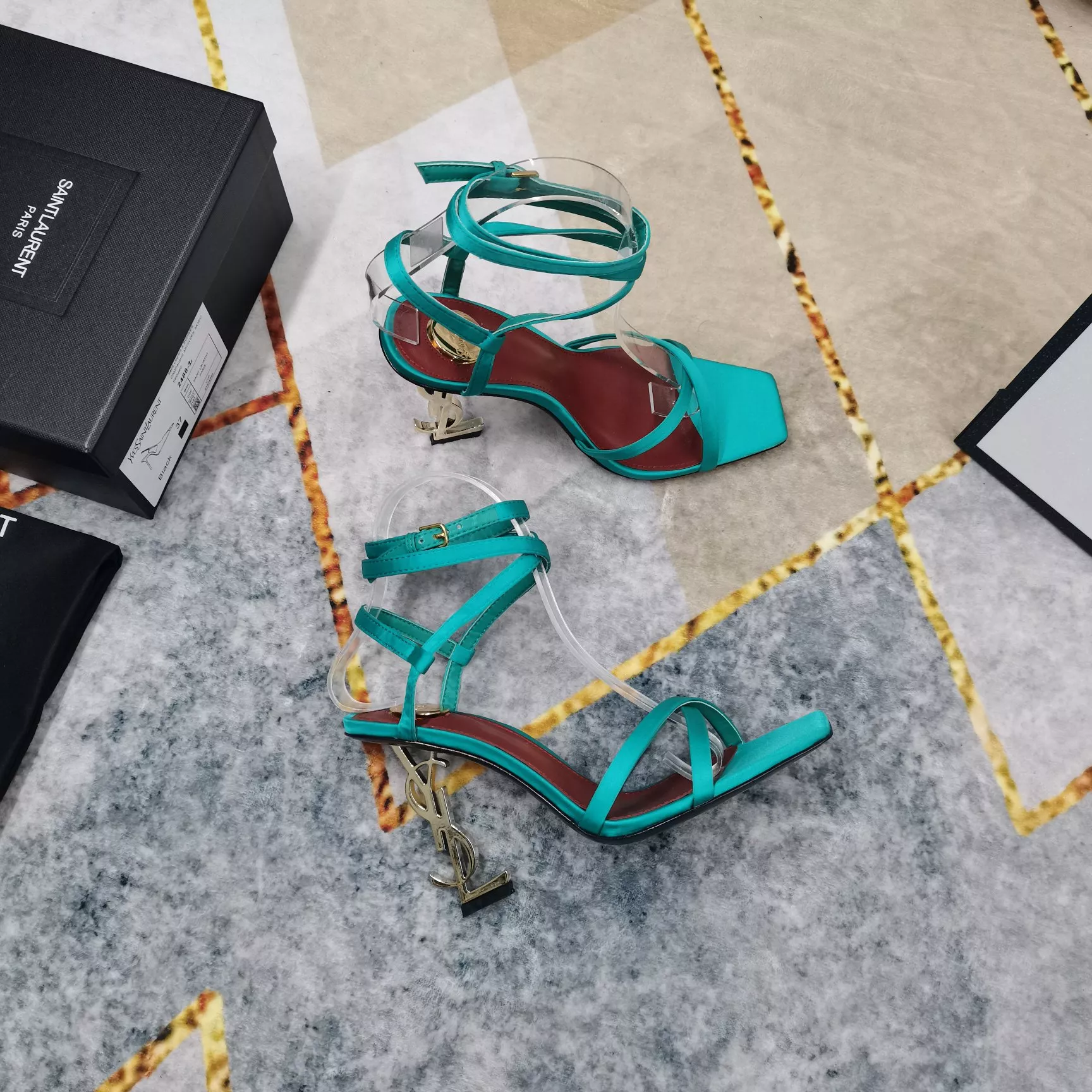 UrbanStyle 1885 Yves Saint Laurent YSL Sandal For Women