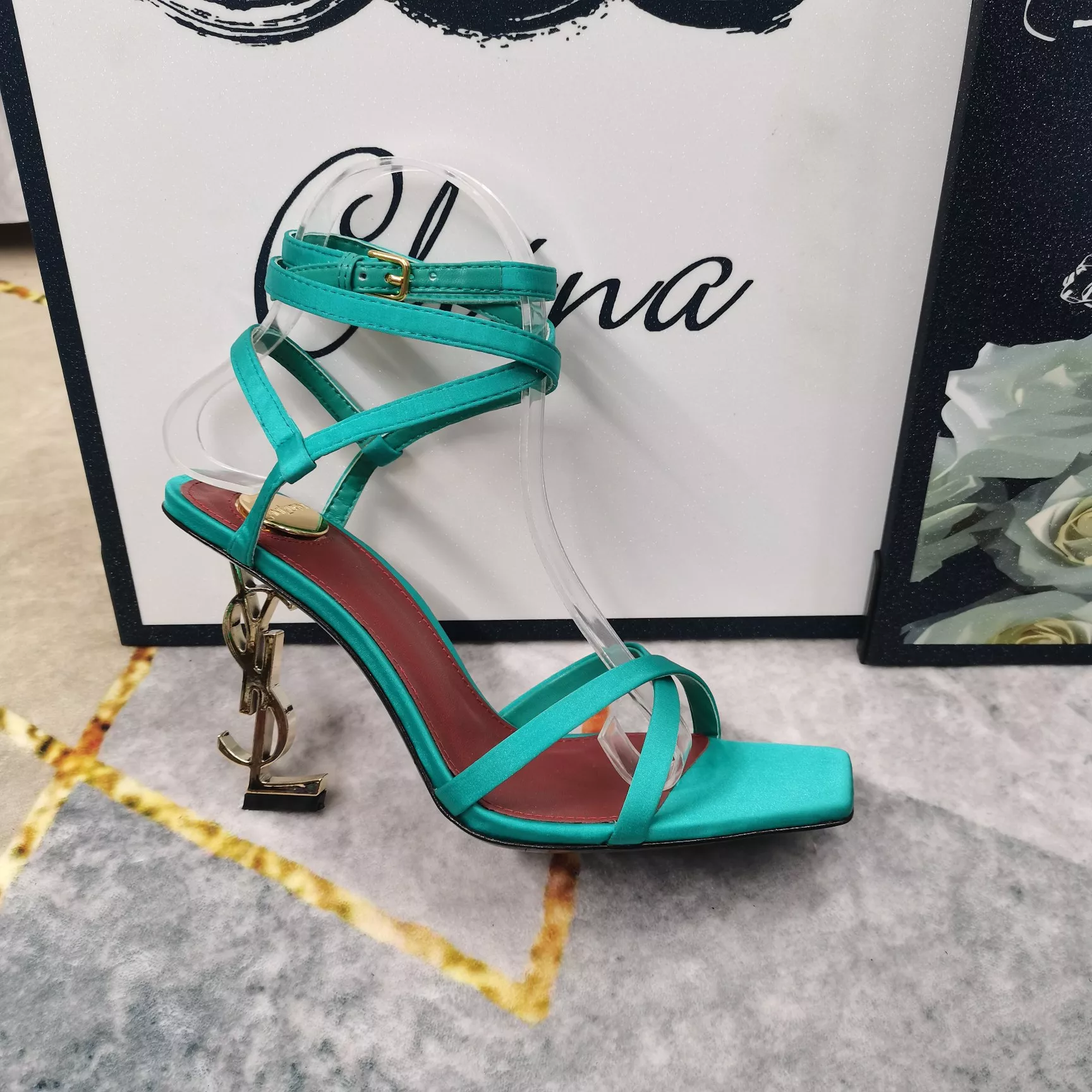 UrbanStyle 1885 Yves Saint Laurent YSL Sandal For Women
