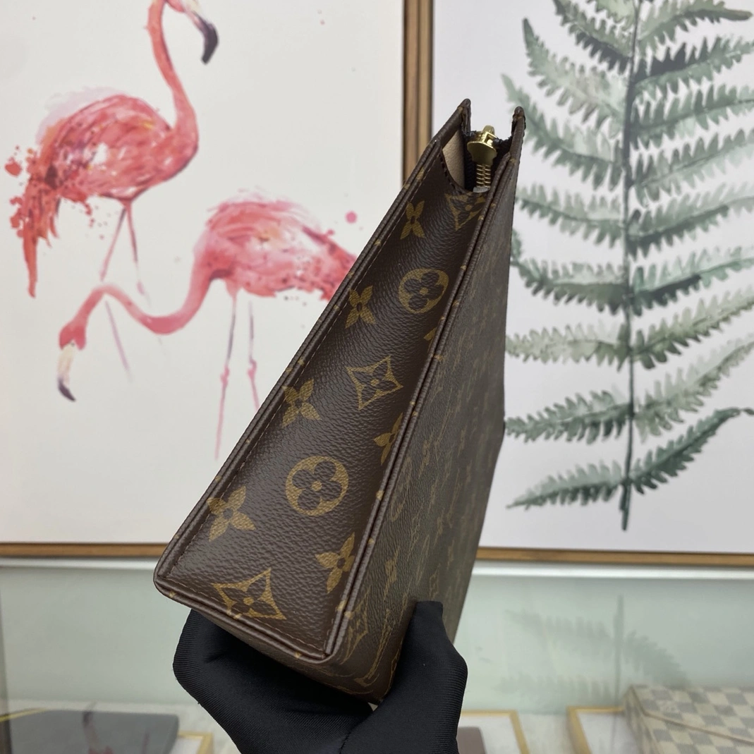 UrbanStyle 2026 Louis Vuitton AAA Man Wallets