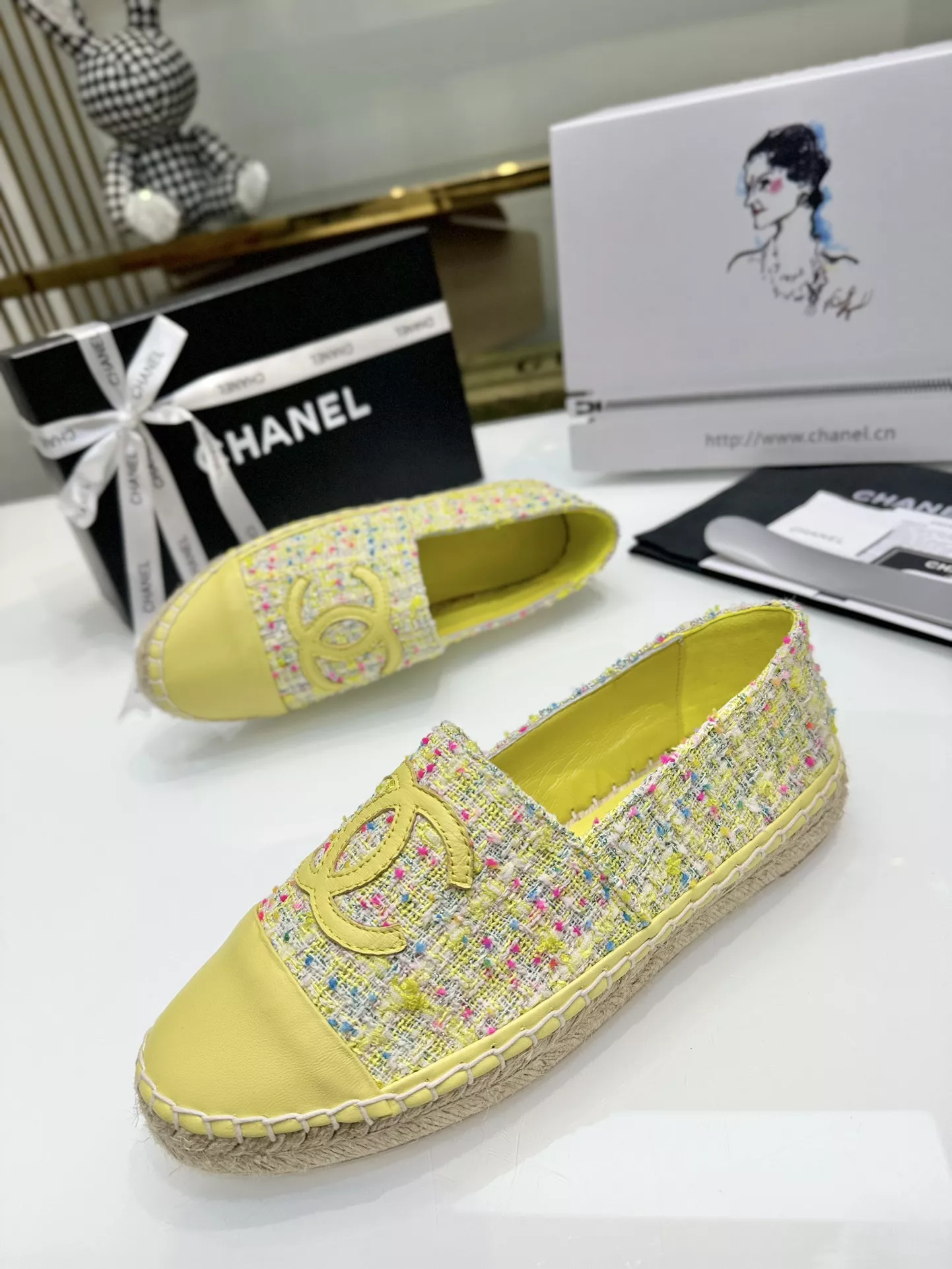 UrbanStyle 2455 Chanel Flat Shoes For Women