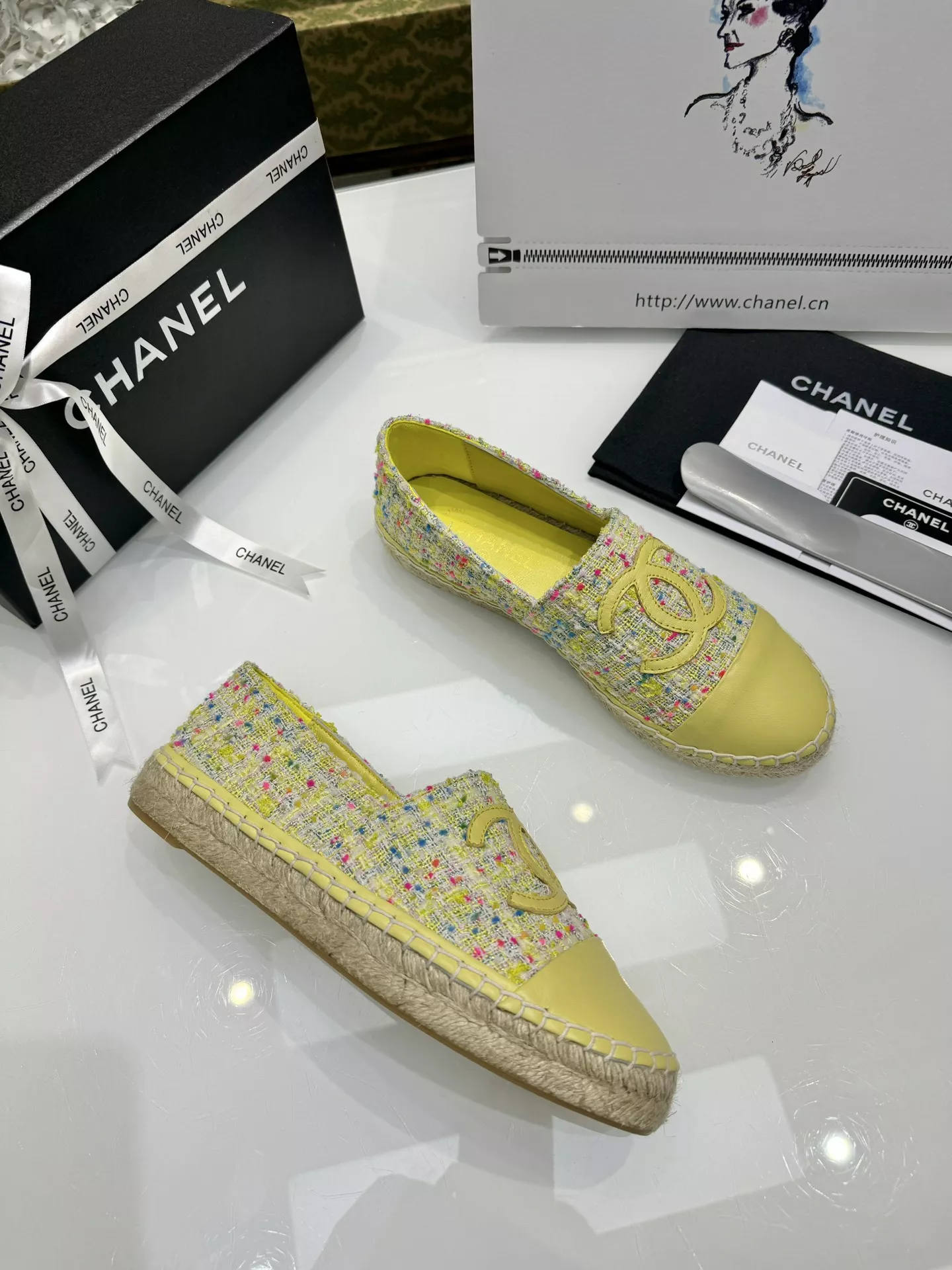 UrbanStyle 2455 Chanel Flat Shoes For Women