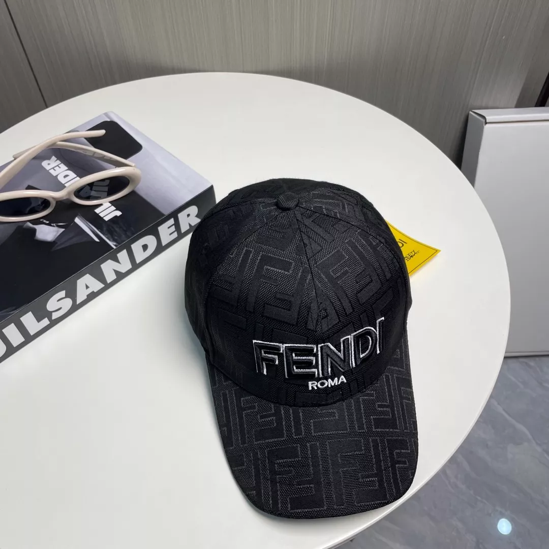 UrbanStyle 2617 Fendi Caps