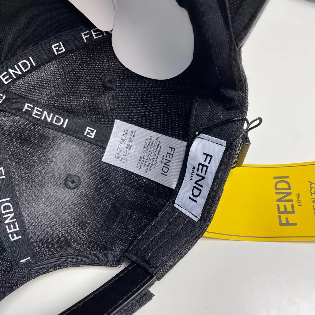 UrbanStyle 2617 Fendi Caps