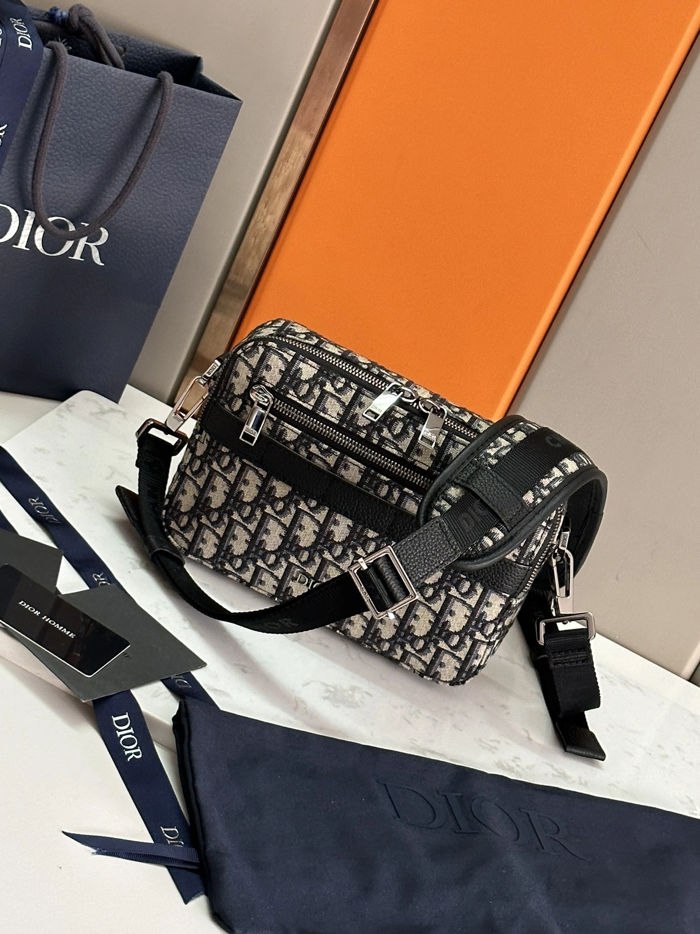UrbanStyle 2715 Christian Dior AAA Man Messenger Bags