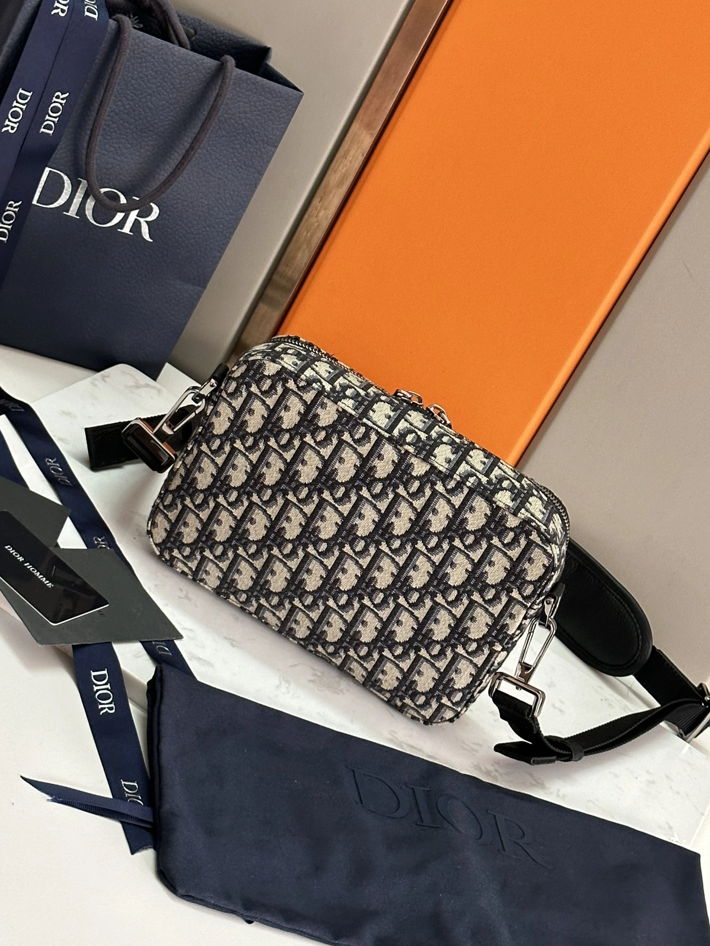 UrbanStyle 2715 Christian Dior AAA Man Messenger Bags