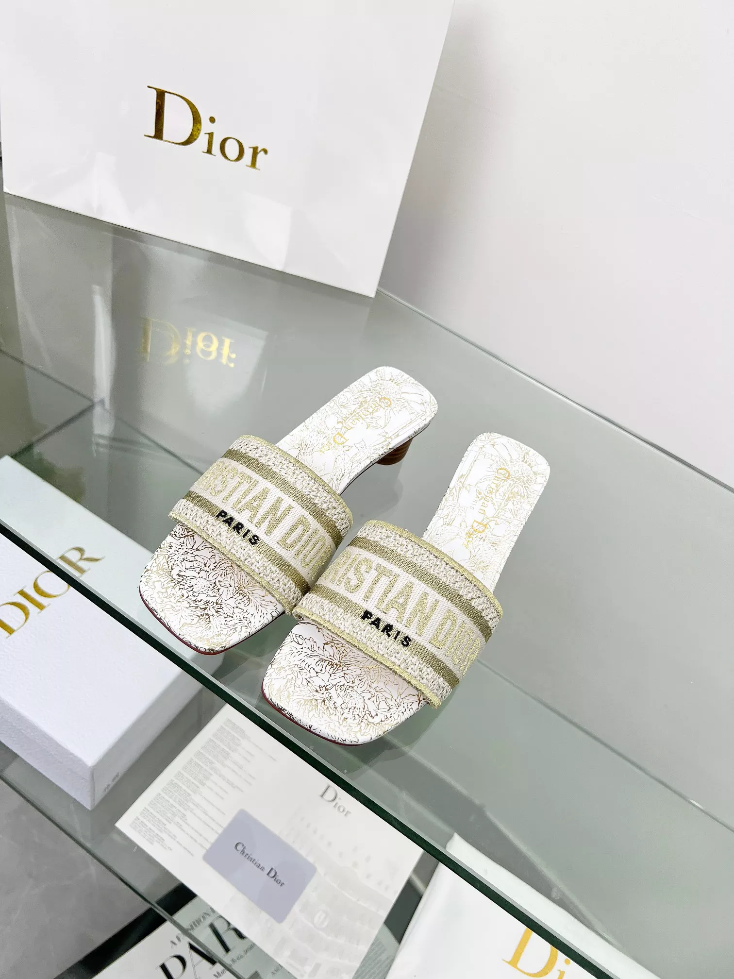 UrbanStyle 2859 Christian Dior Slippers For Women