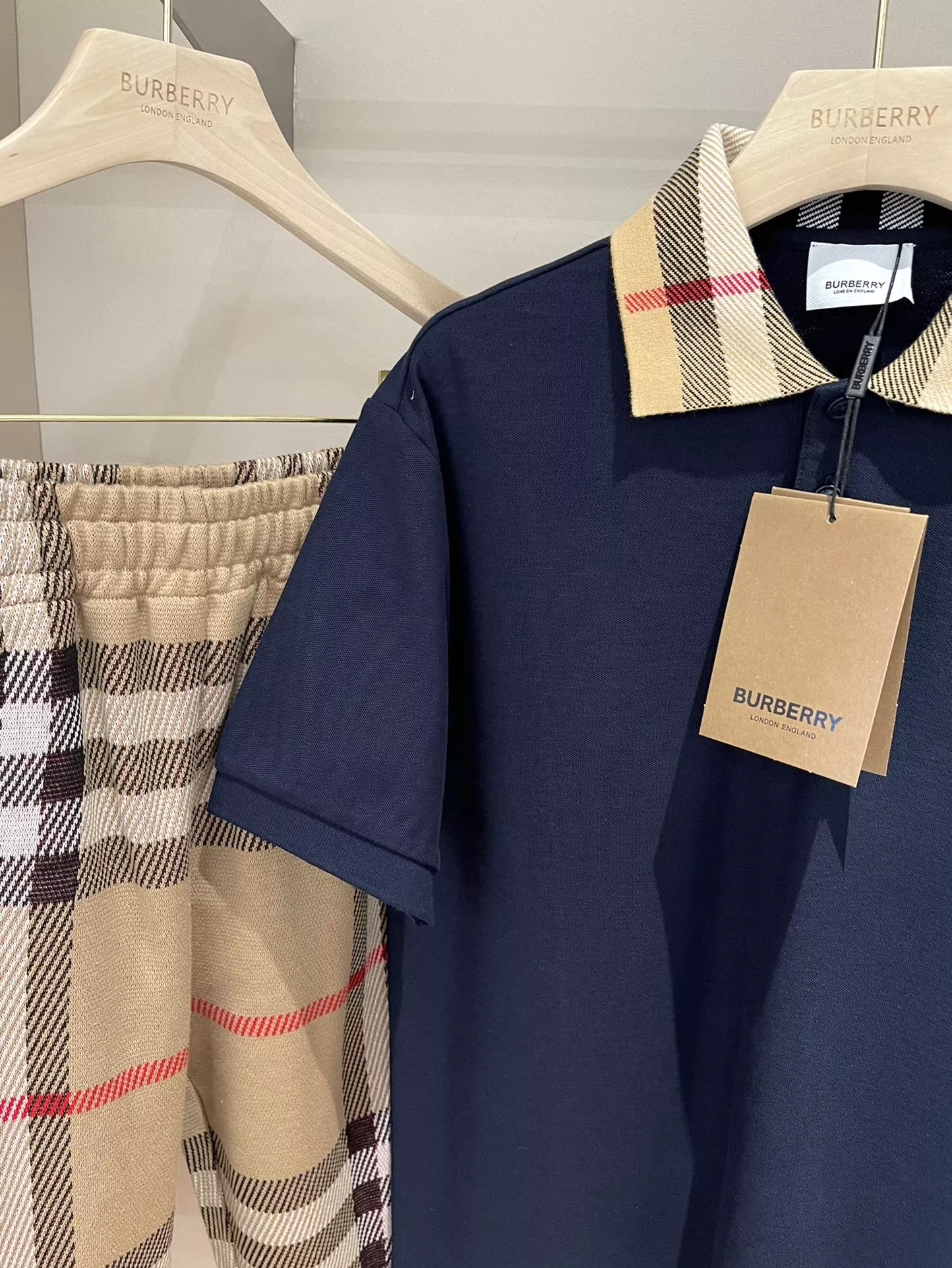 UrbanStyle 3131 Burberry T-Shirts Short Sleeved For Unisex
