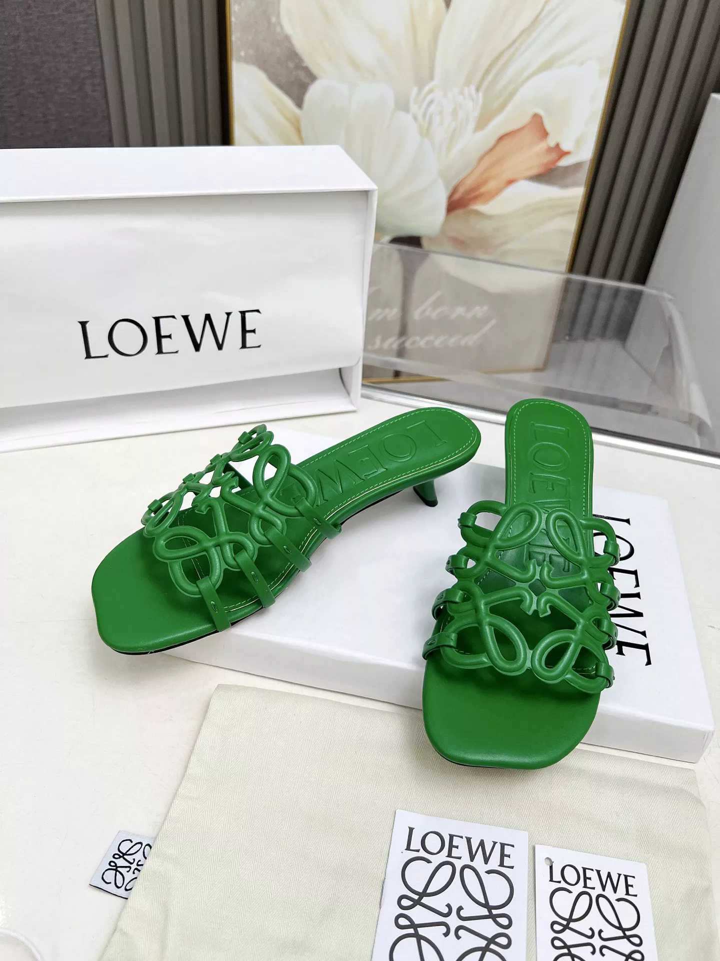 UrbanStyle 3175 LOEWE Slippers For Women