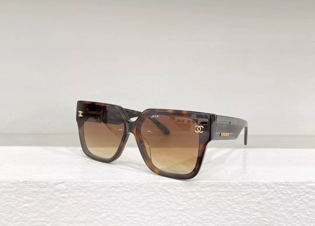 UrbanStyle 326 Chanel AAA Quality Sunglasses