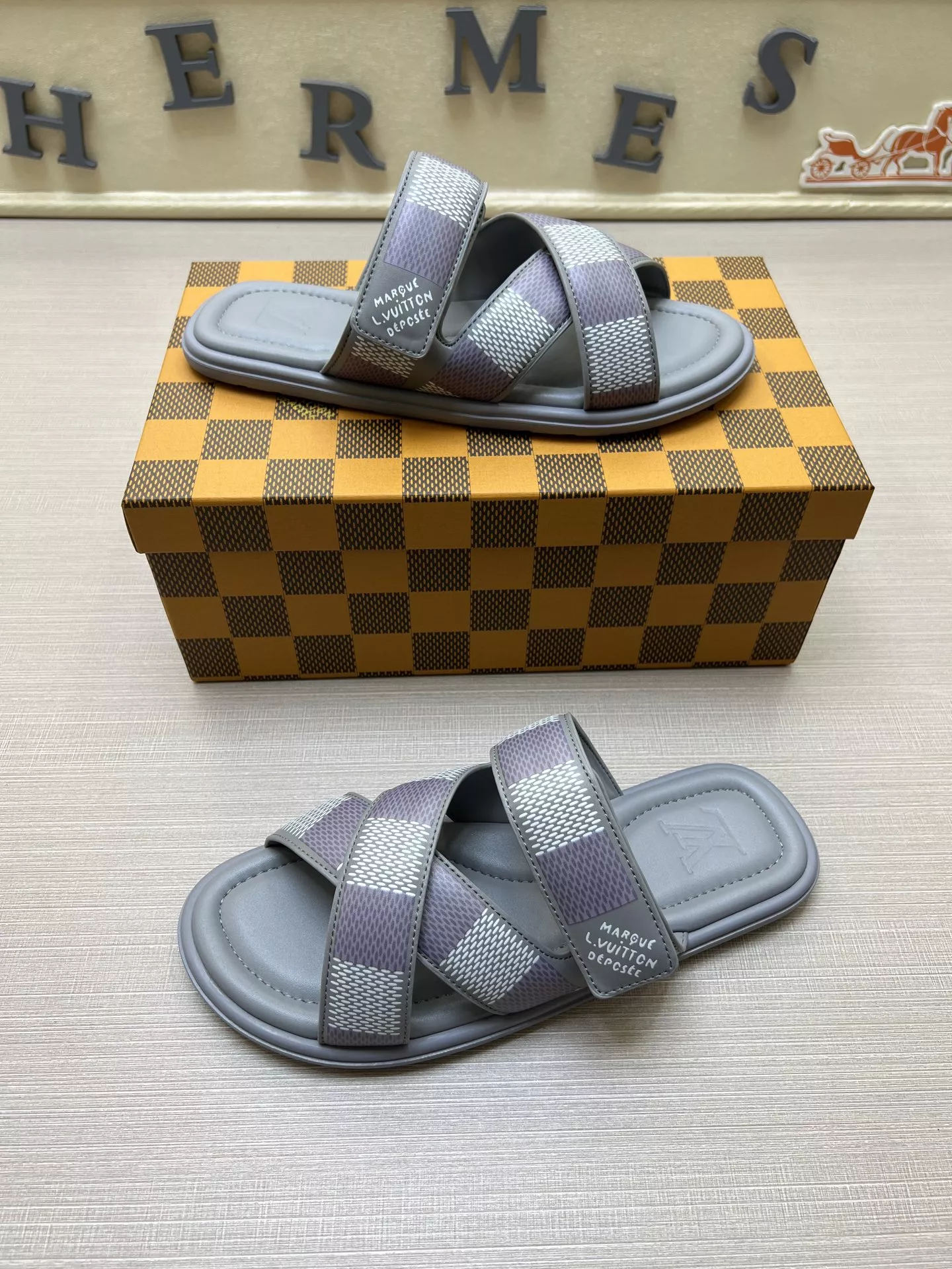 UrbanStyle 3393 Louis Vuitton Slippers For Men
