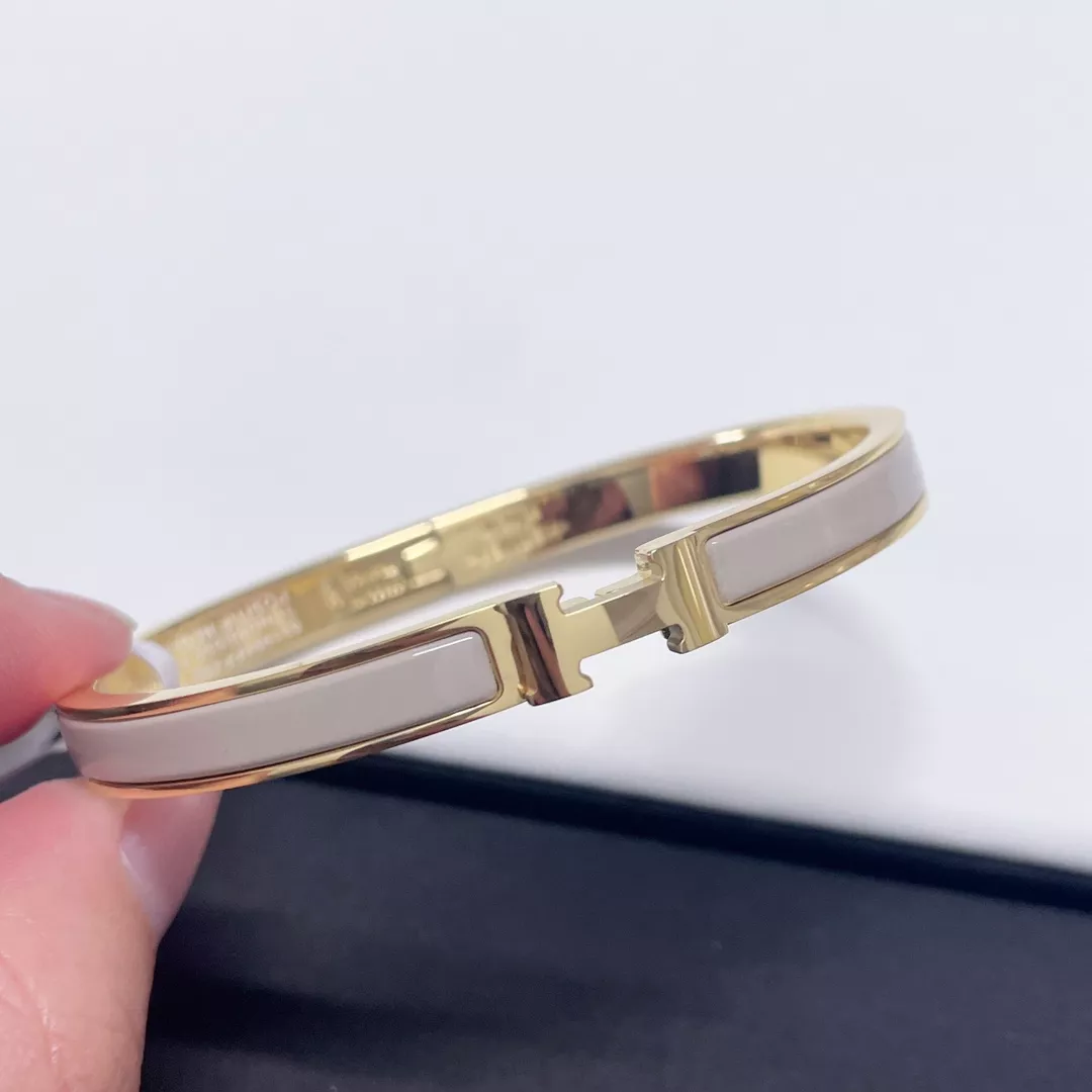 UrbanStyle 3412 Hermes Bracelets