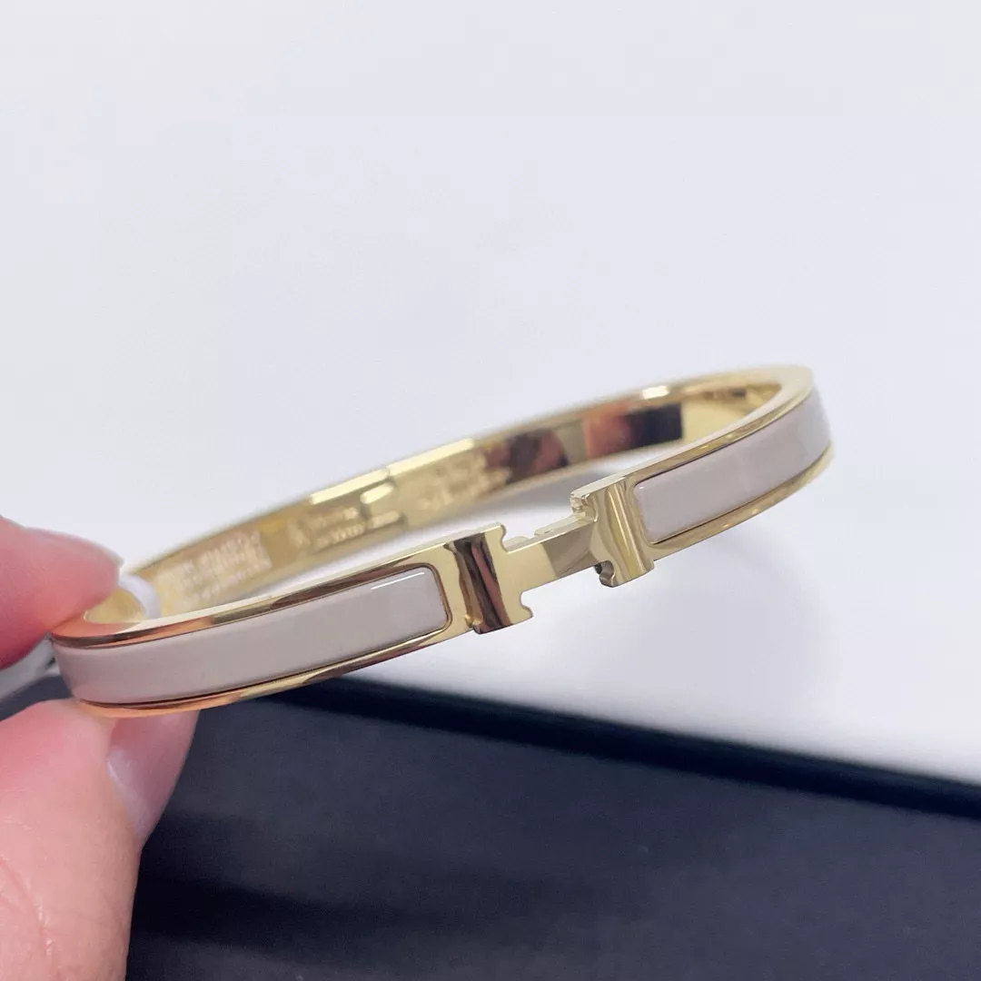 UrbanStyle 3412 Hermes Bracelets