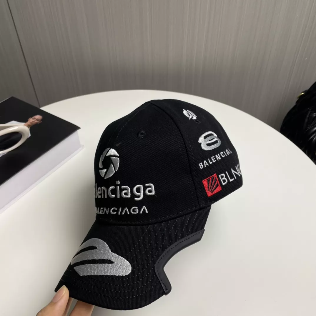 UrbanStyle 3467 Balenciaga Caps