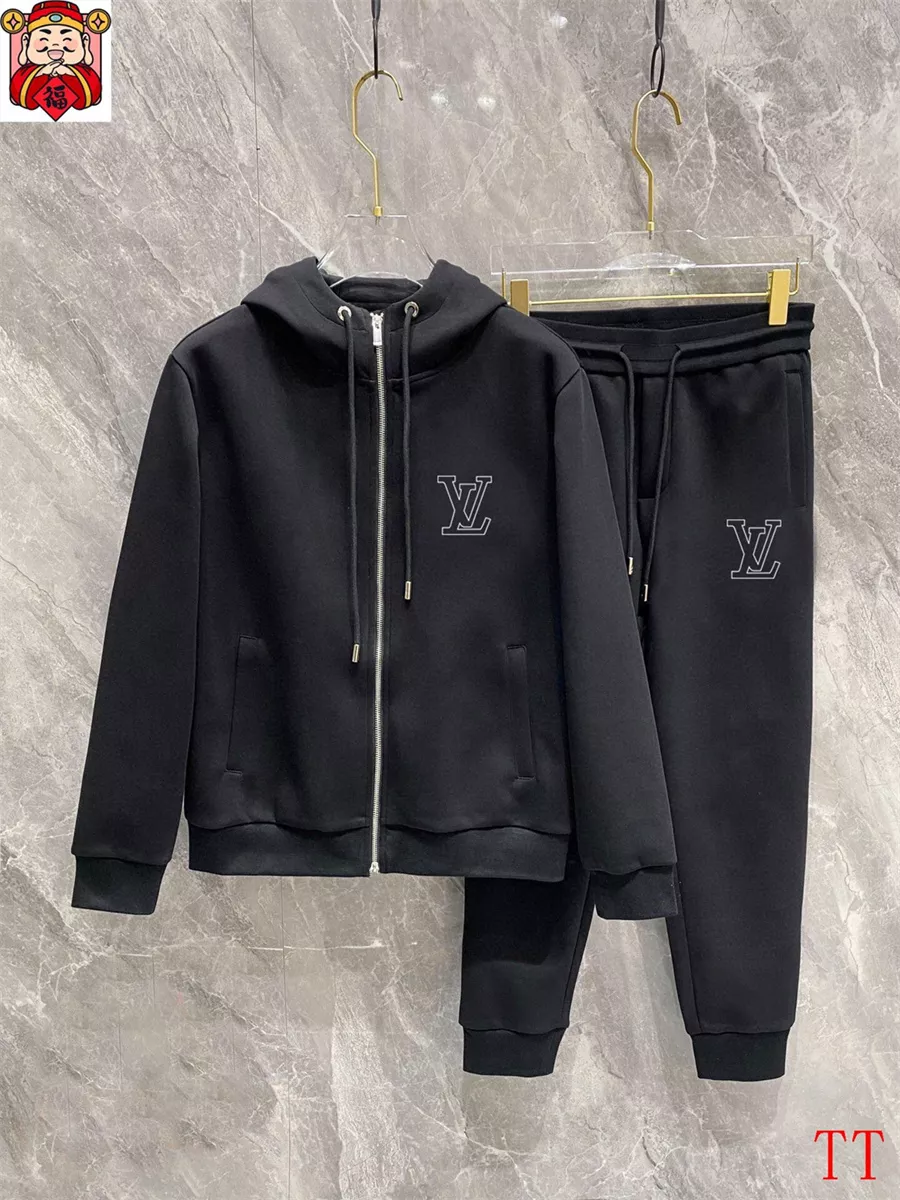 UrbanStyle 359 Louis Vuitton LV Tracksuits Long Sleeved For Men
