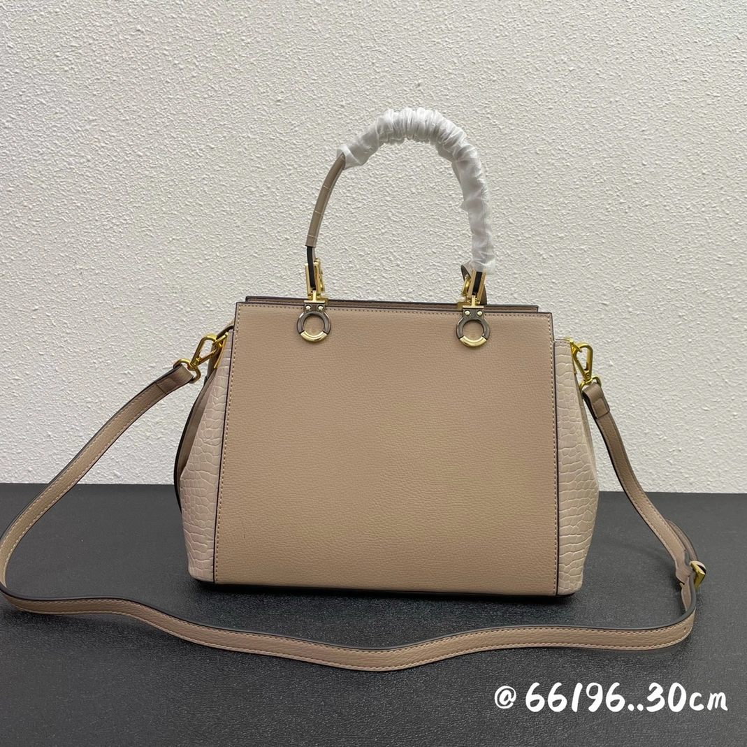 UrbanStyle 3631 Prada AAA Quality Handbags For Women