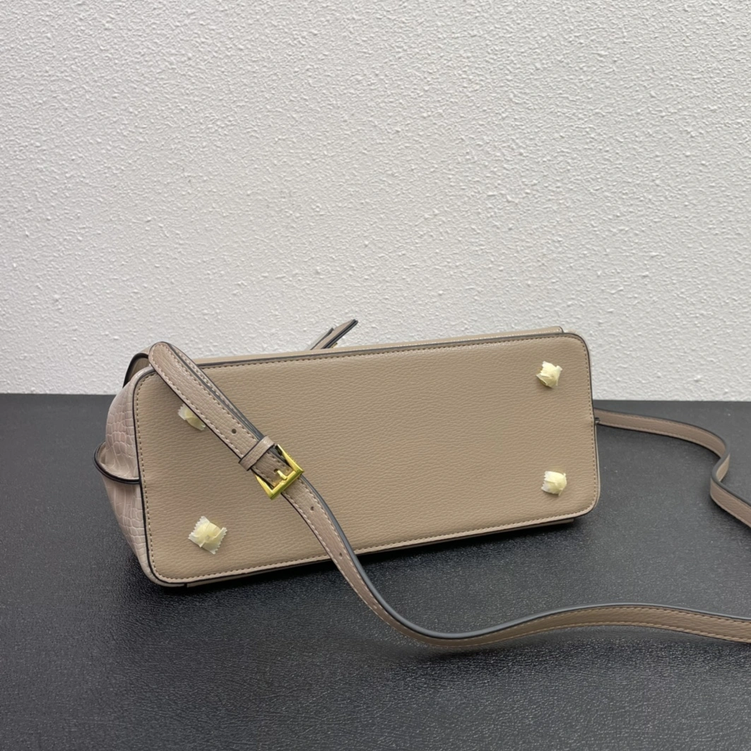 UrbanStyle 3631 Prada AAA Quality Handbags For Women