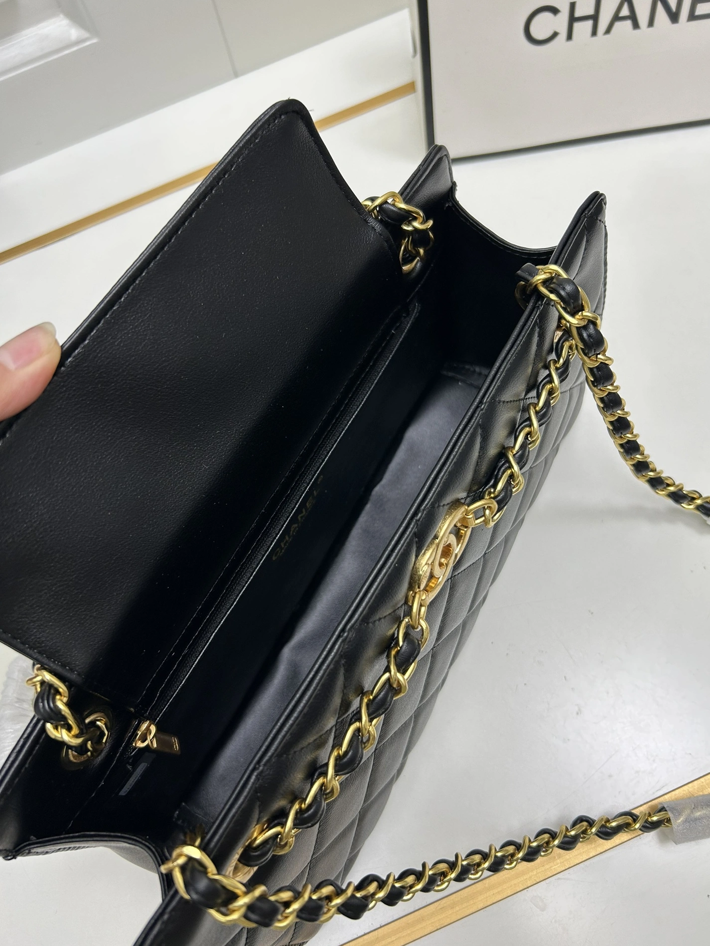 UrbanStyle 3803 Chanel AAA Quality Shoulder Bags For Women