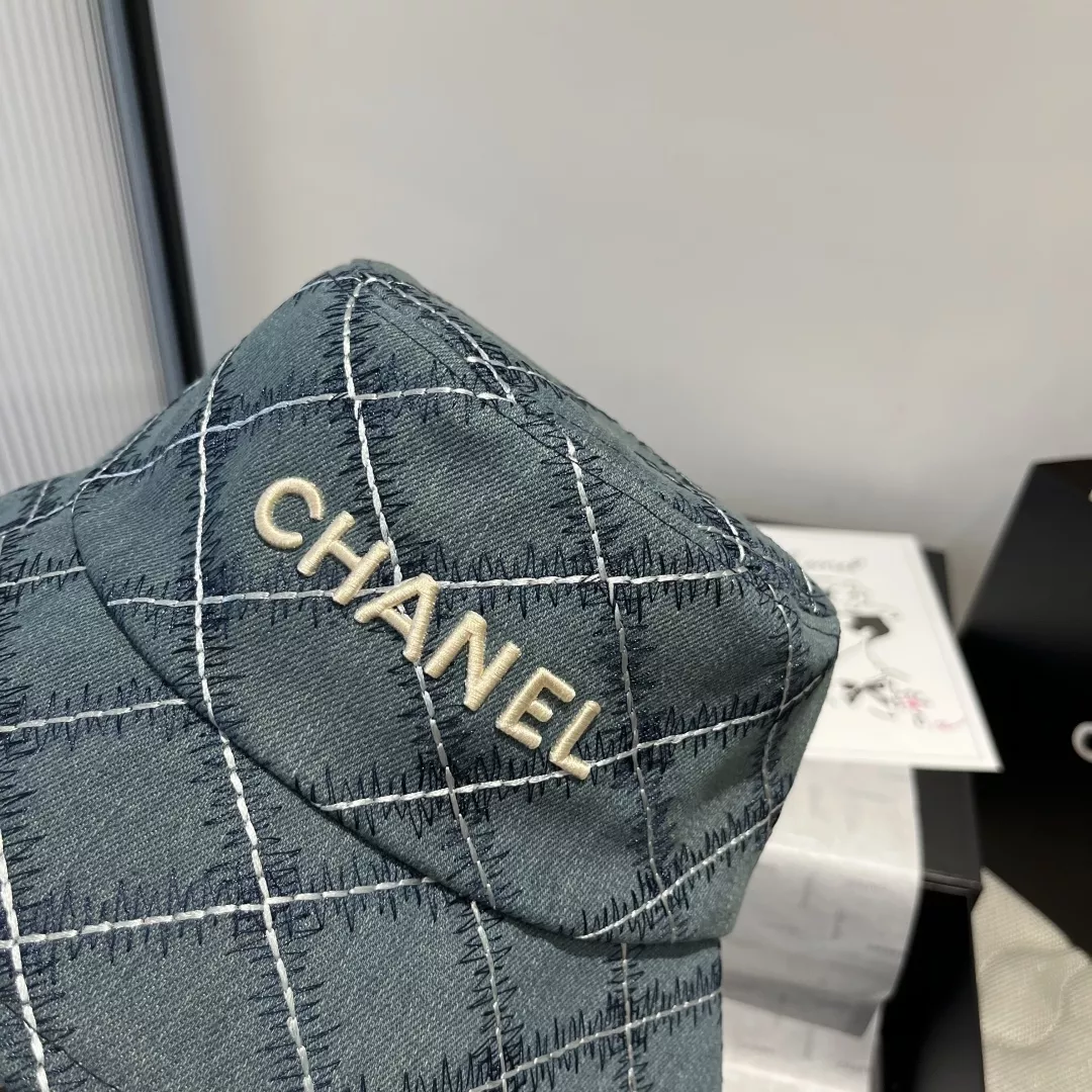 UrbanStyle 3842 Chanel Caps
