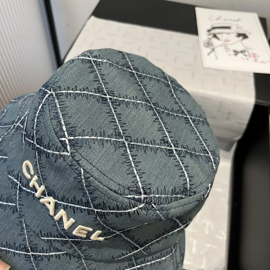 UrbanStyle 3842 Chanel Caps