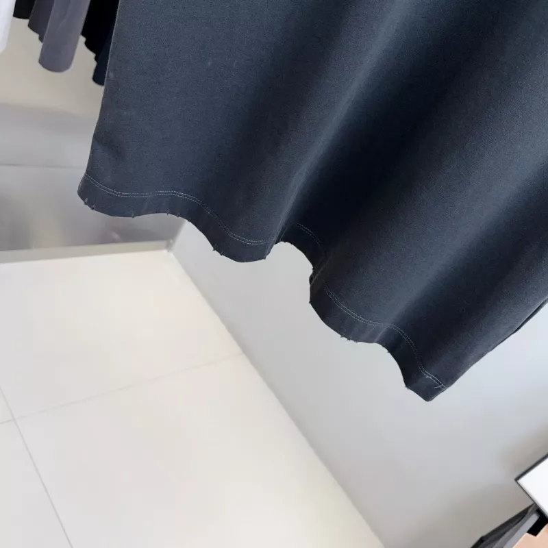 UrbanStyle 3953 Balenciaga T-Shirts Short Sleeved For Unisex