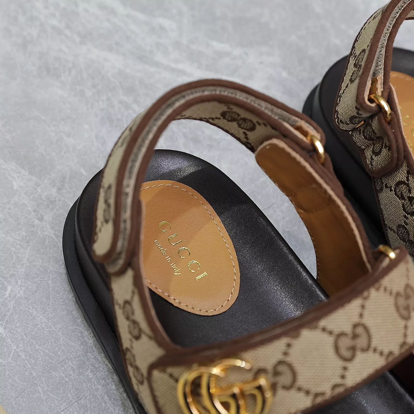 UrbanStyle 3983 Gucci Sandal For Women