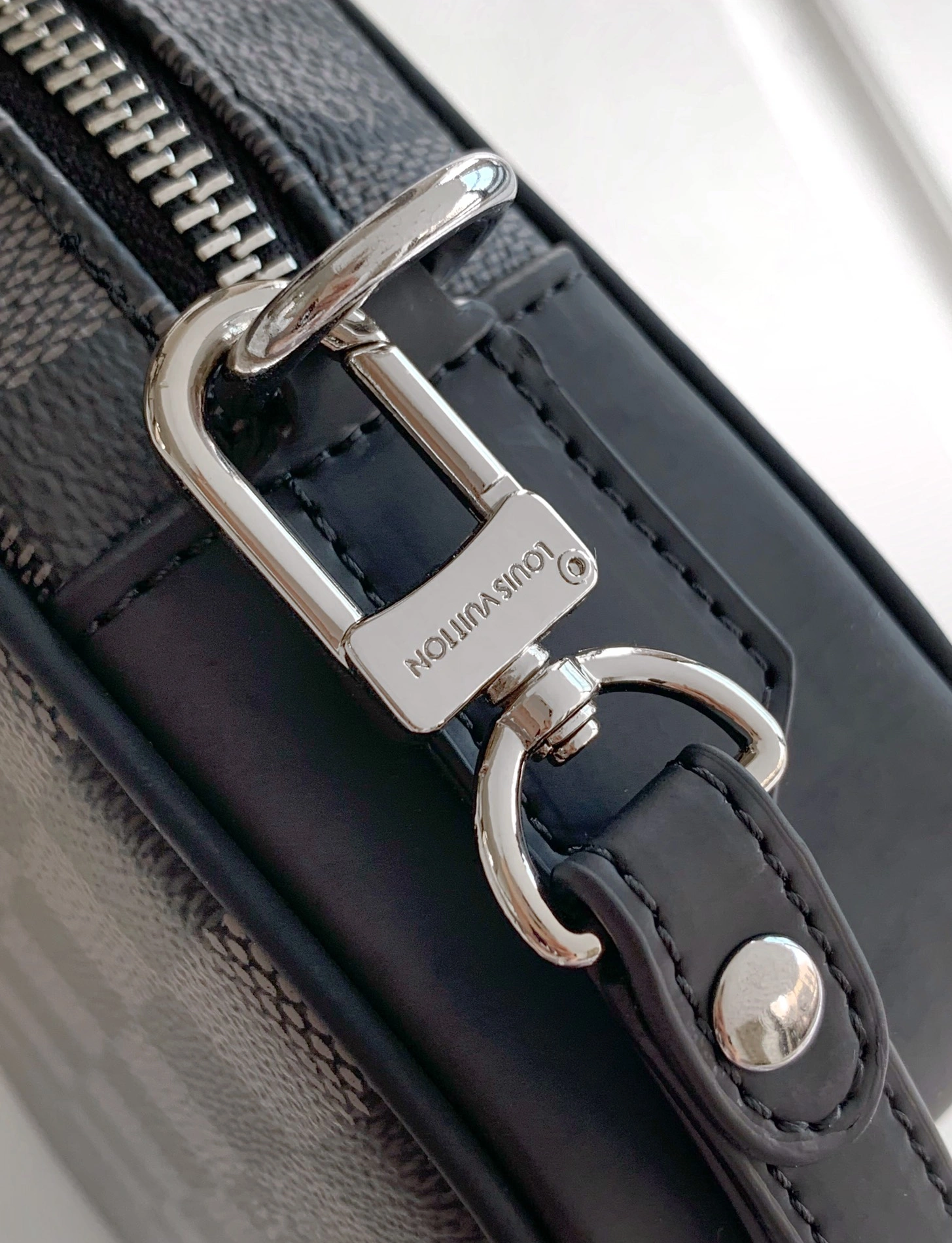 UrbanStyle 4300 Louis Vuitton AAA Man Wallets