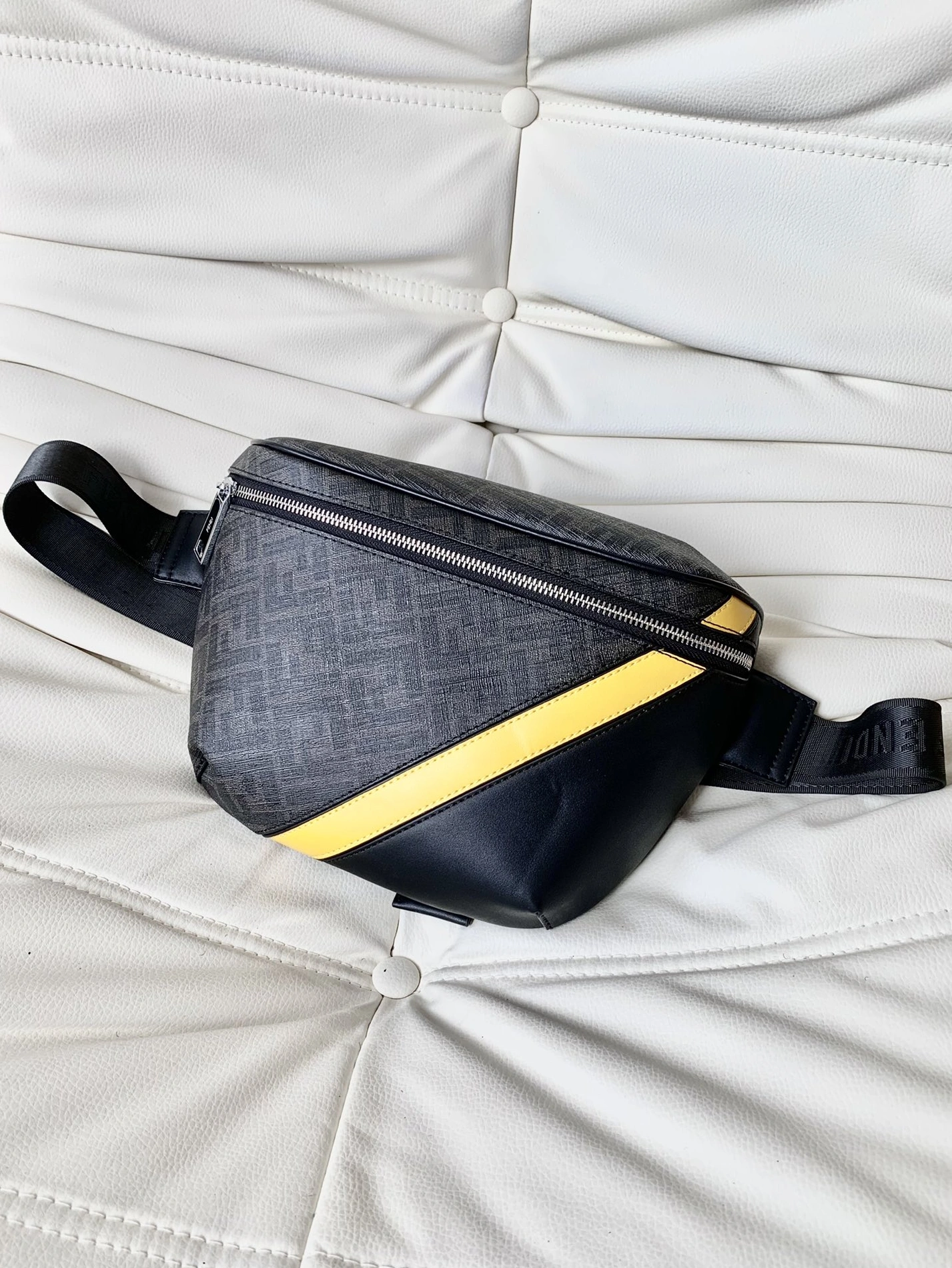 UrbanStyle 4601 Fendi AAA Quality Belt Bags