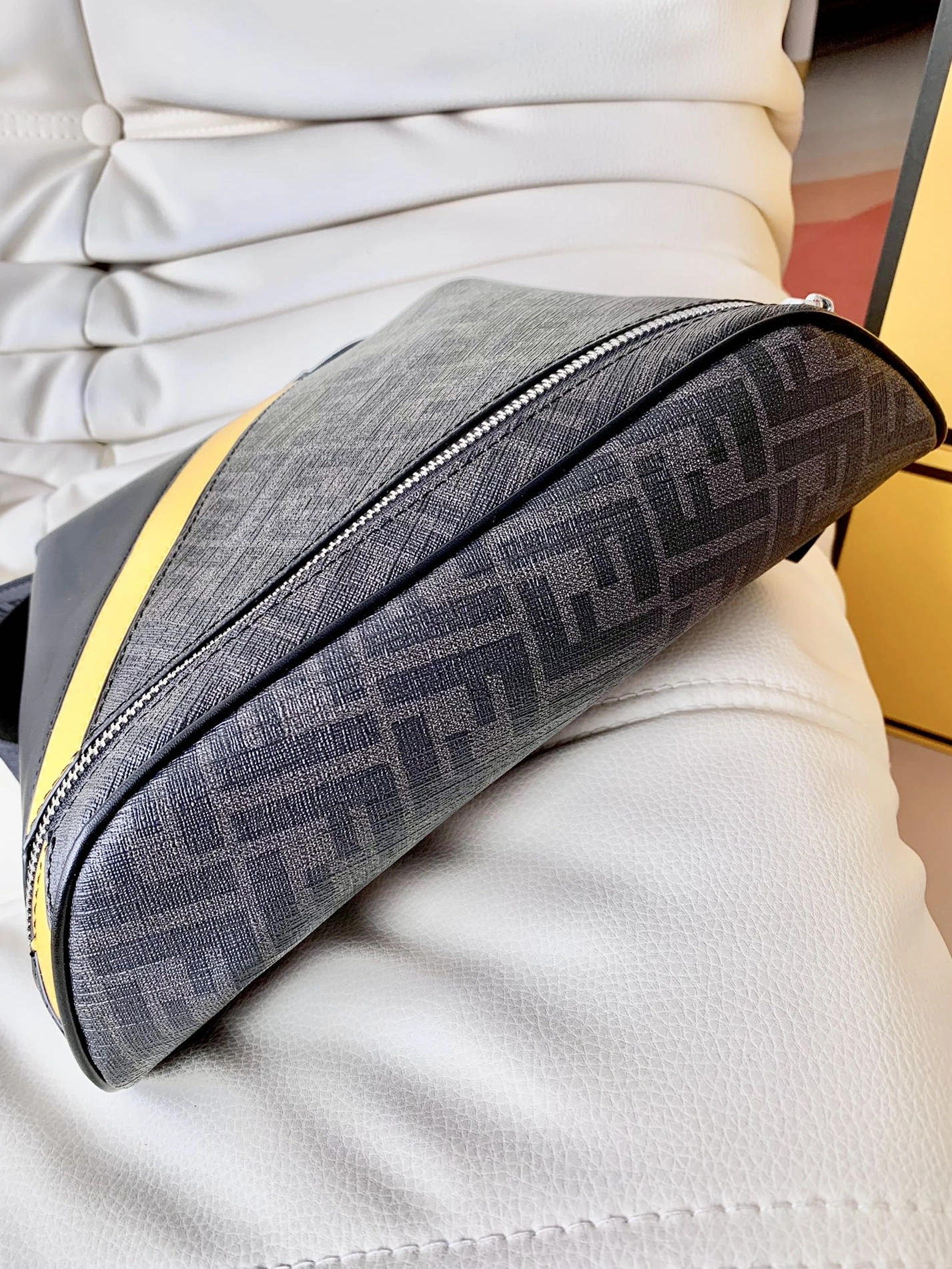 UrbanStyle 4601 Fendi AAA Quality Belt Bags