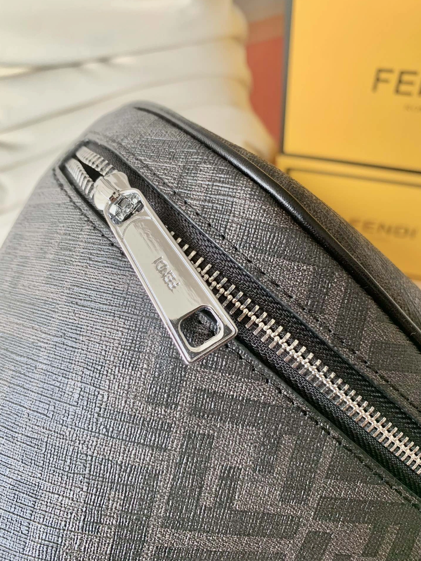 UrbanStyle 4601 Fendi AAA Quality Belt Bags