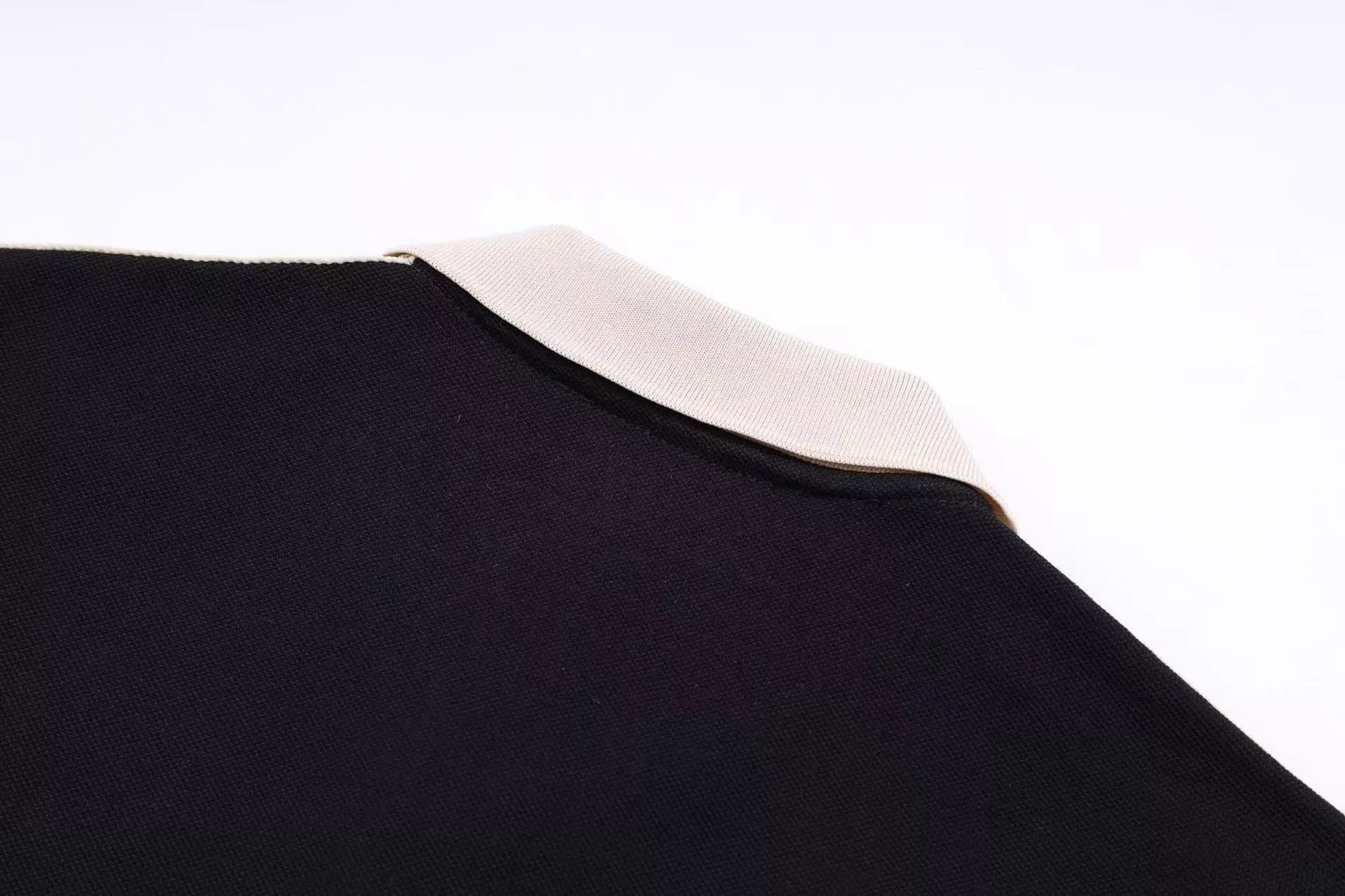 UrbanStyle 4664 Gucci T-Shirts Short Sleeved For Men