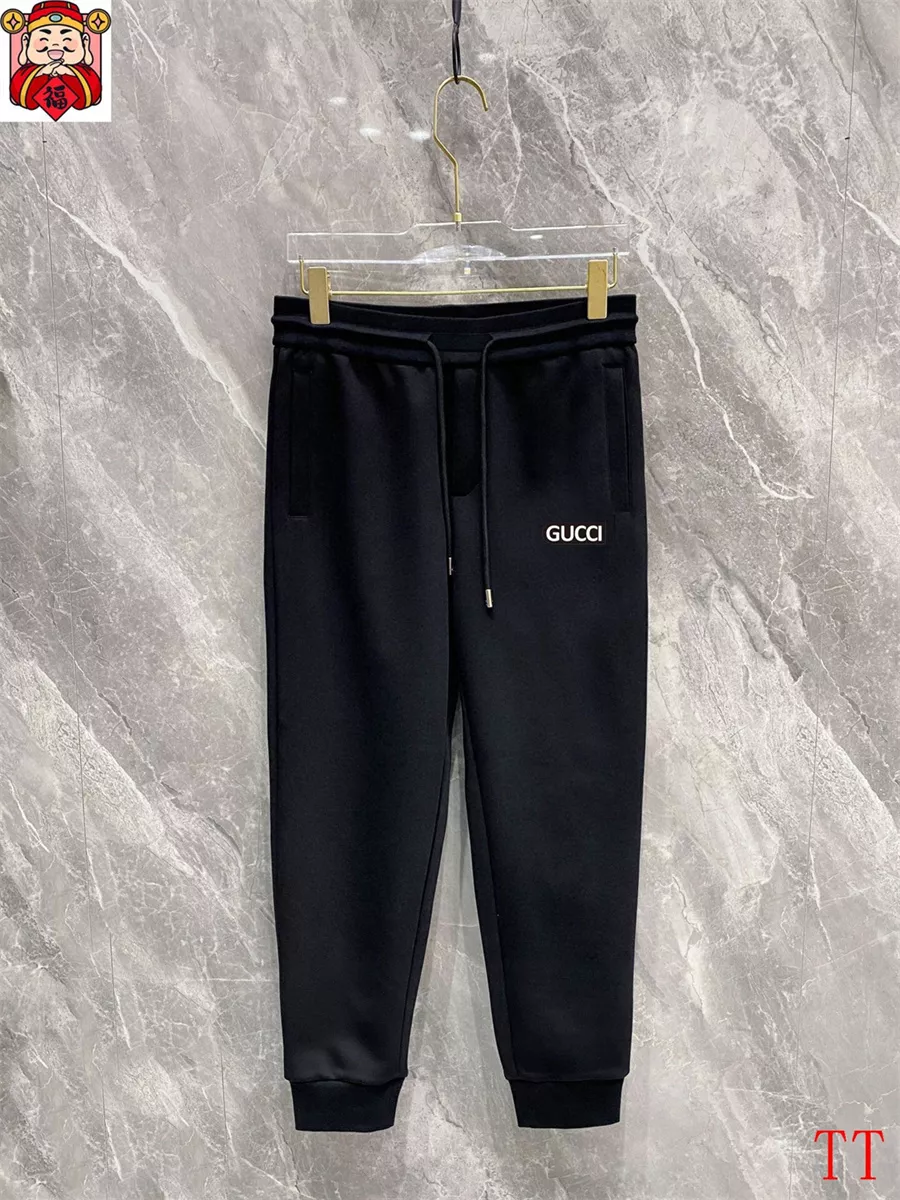 UrbanStyle 4777 Gucci Tracksuits Long Sleeved For Men