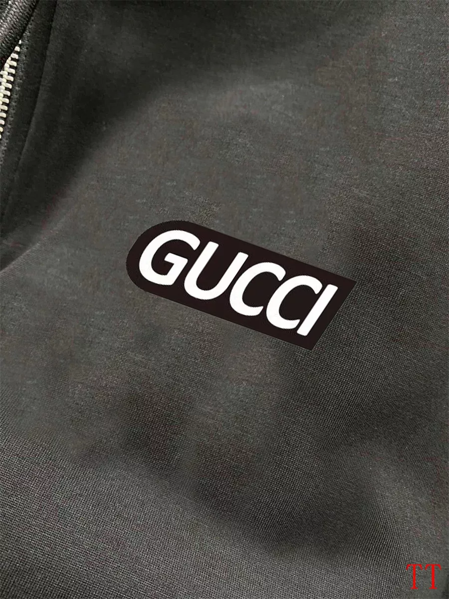 UrbanStyle 4777 Gucci Tracksuits Long Sleeved For Men