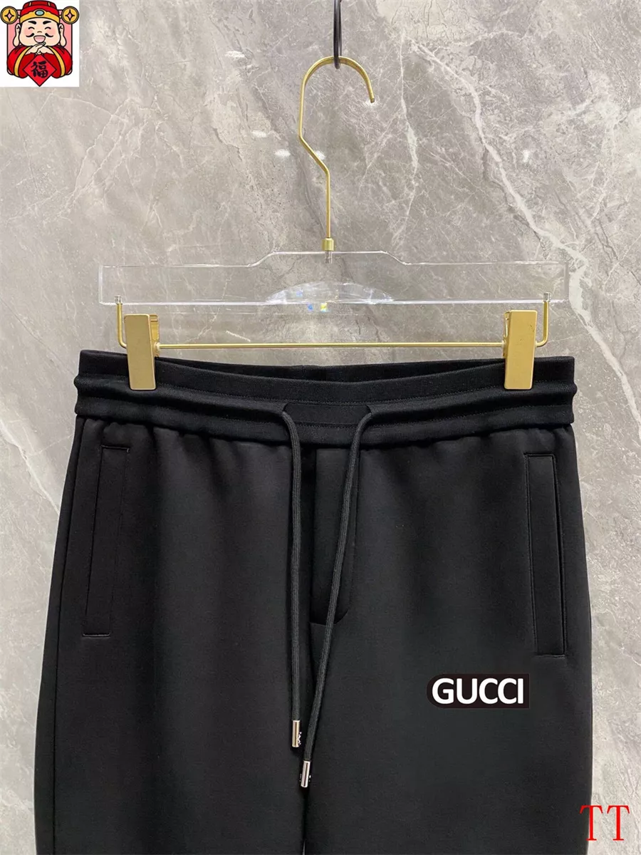 UrbanStyle 4777 Gucci Tracksuits Long Sleeved For Men