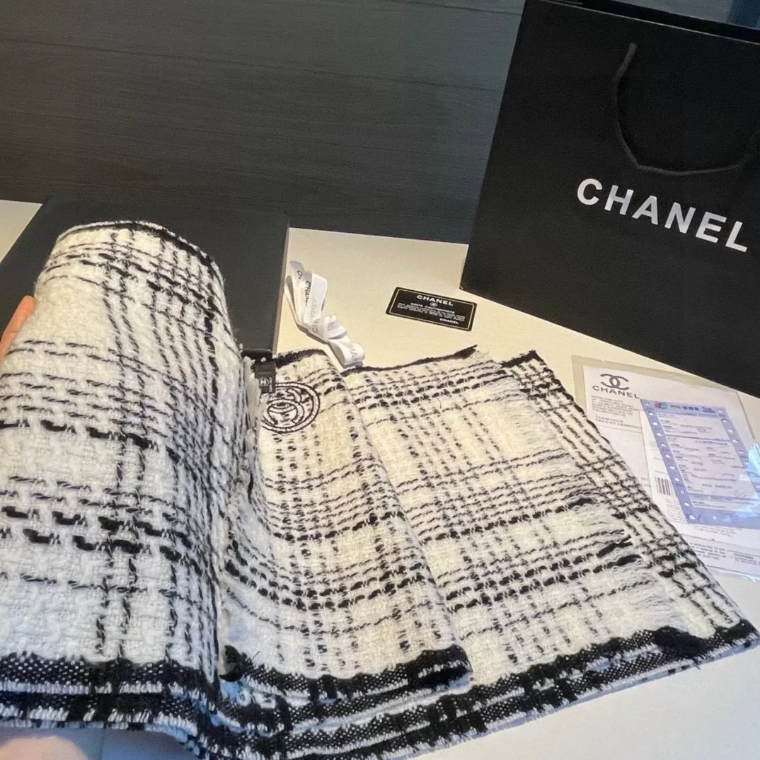 UrbanStyle 4802 Chanel Scarves For Women